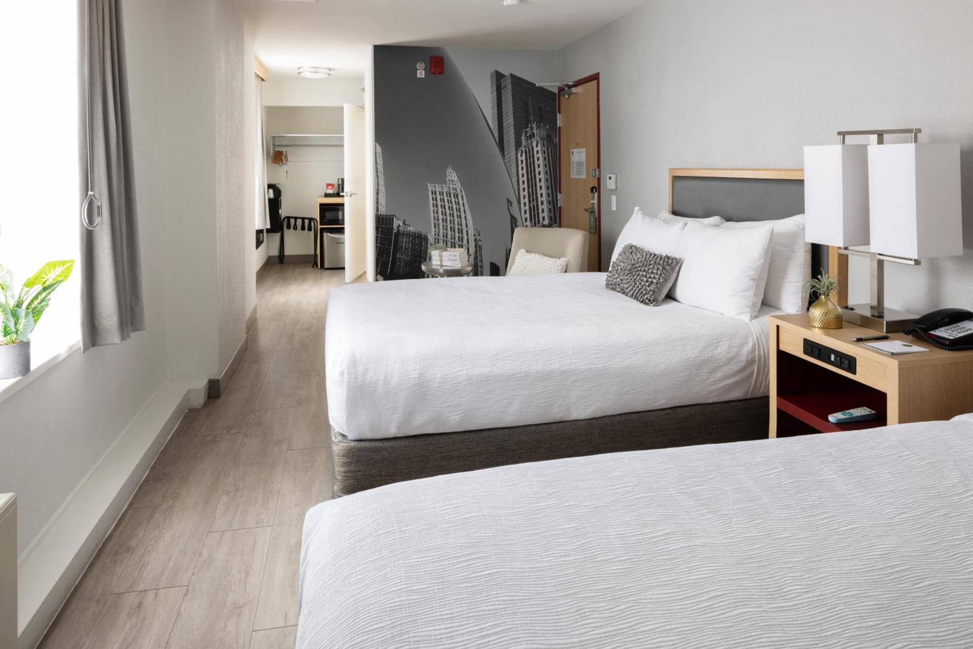 Hotel Saint Clair - Magnificent Mile photo 7