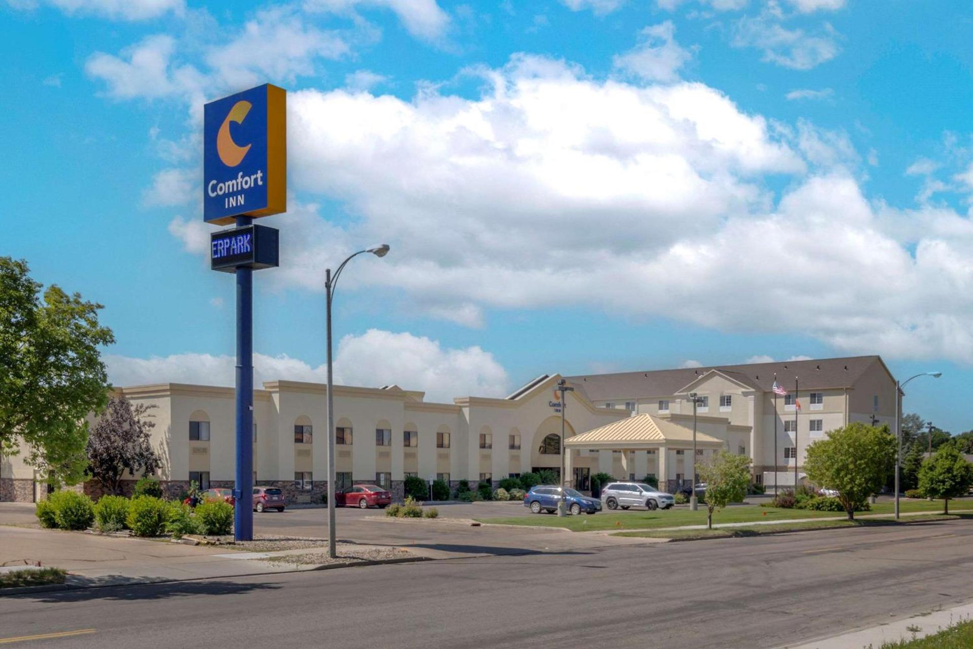Comfort Inn Bismarck photo 1