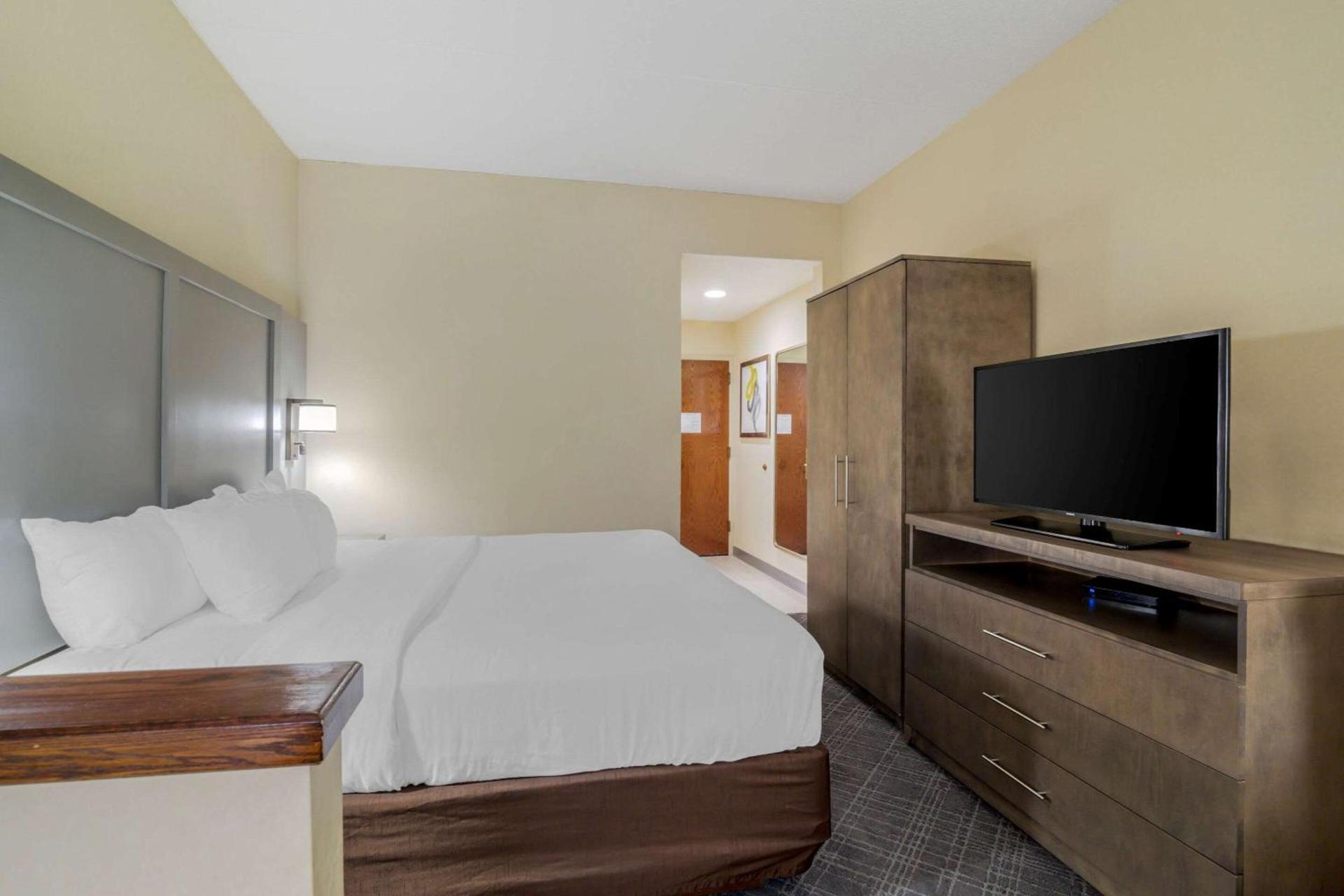 Comfort Inn Bismarck photo 7