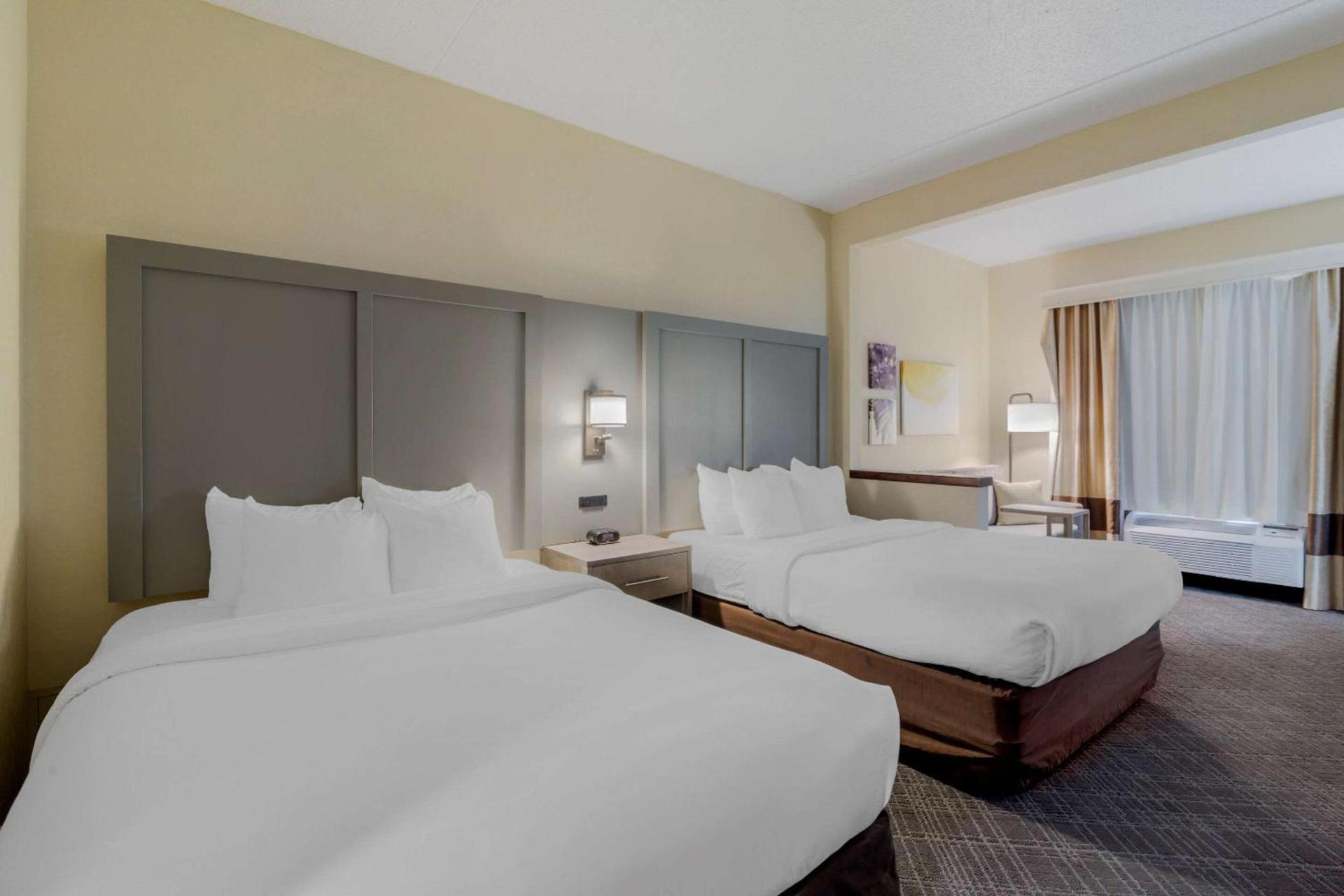 Comfort Inn Bismarck photo 14