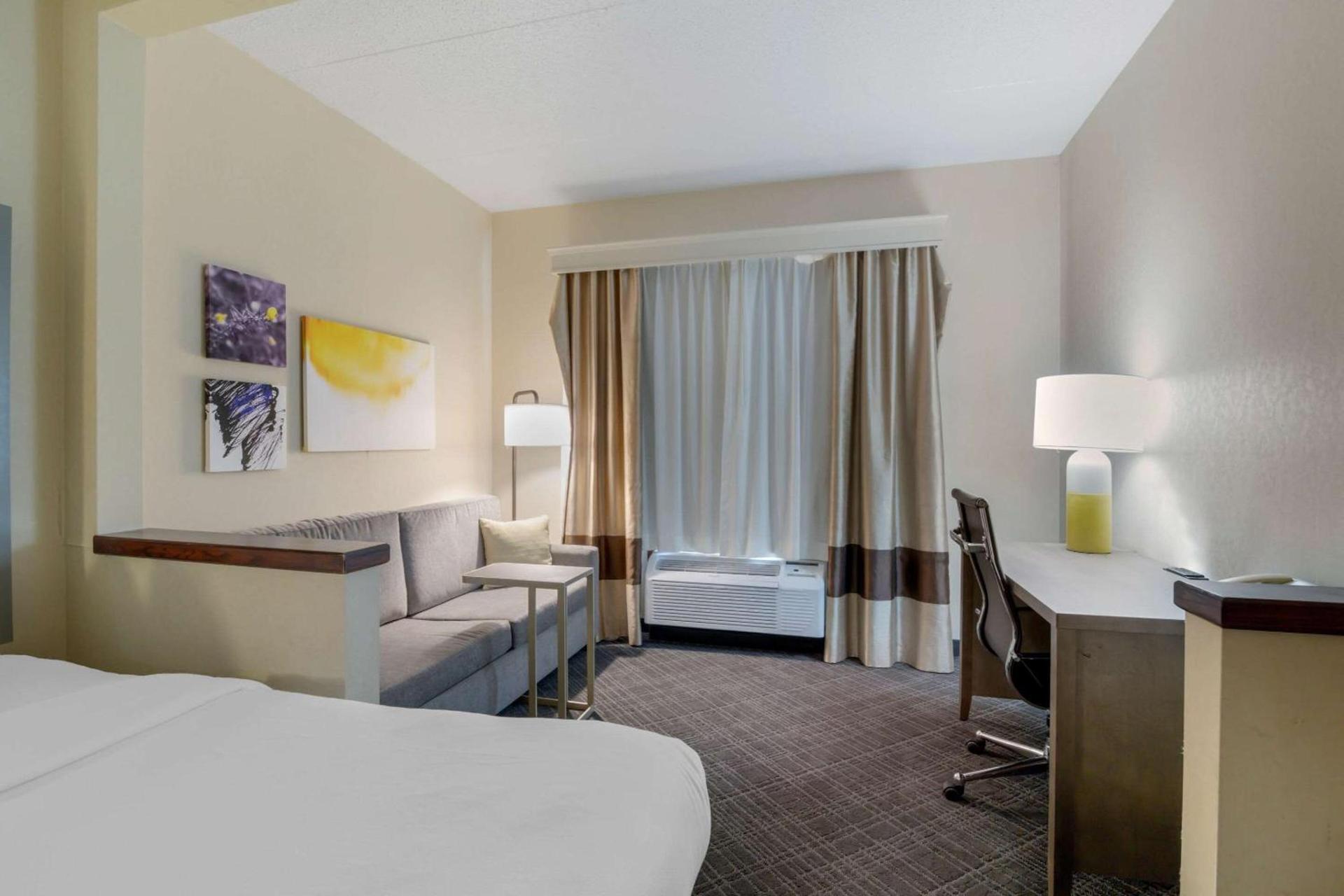 Comfort Inn Bismarck photo 16