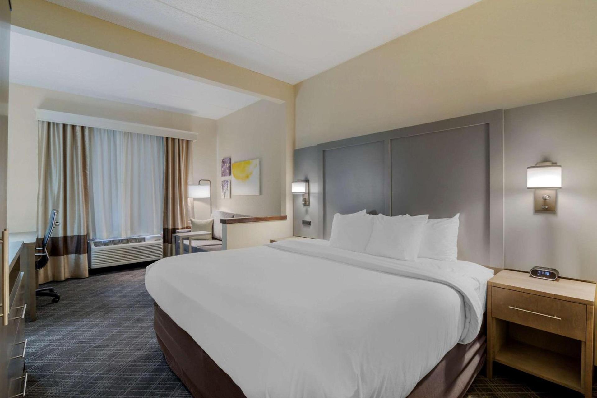 Comfort Inn Bismarck photo 18
