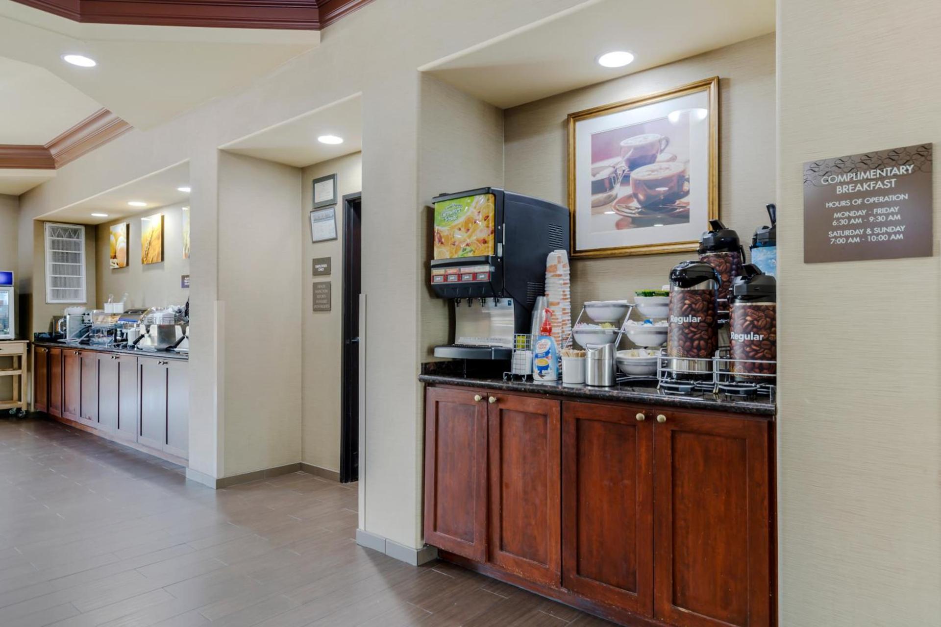 Comfort Suites Pflugerville - Austin North photo 13