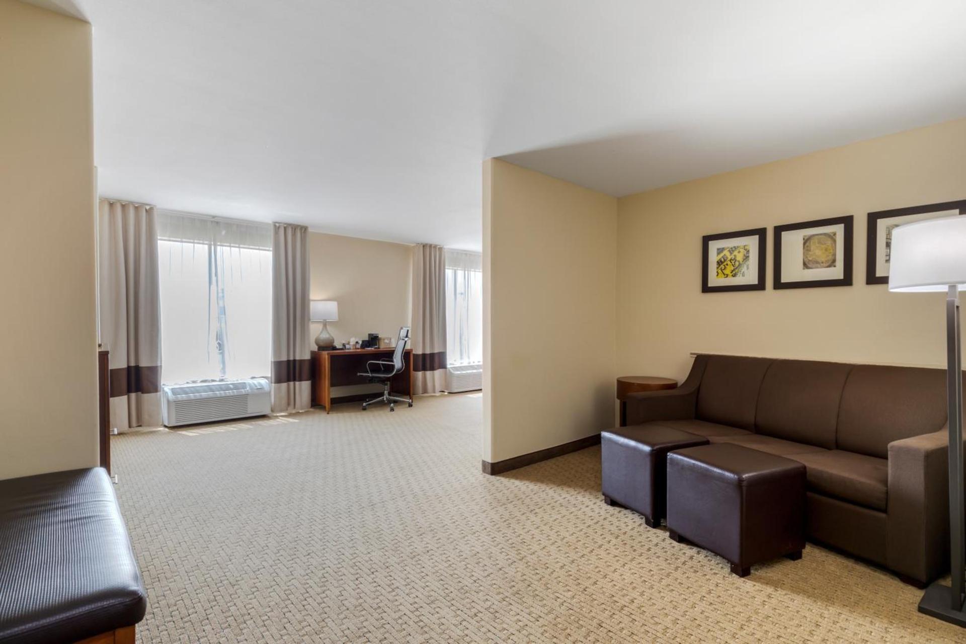 Comfort Suites Pflugerville - Austin North photo 8