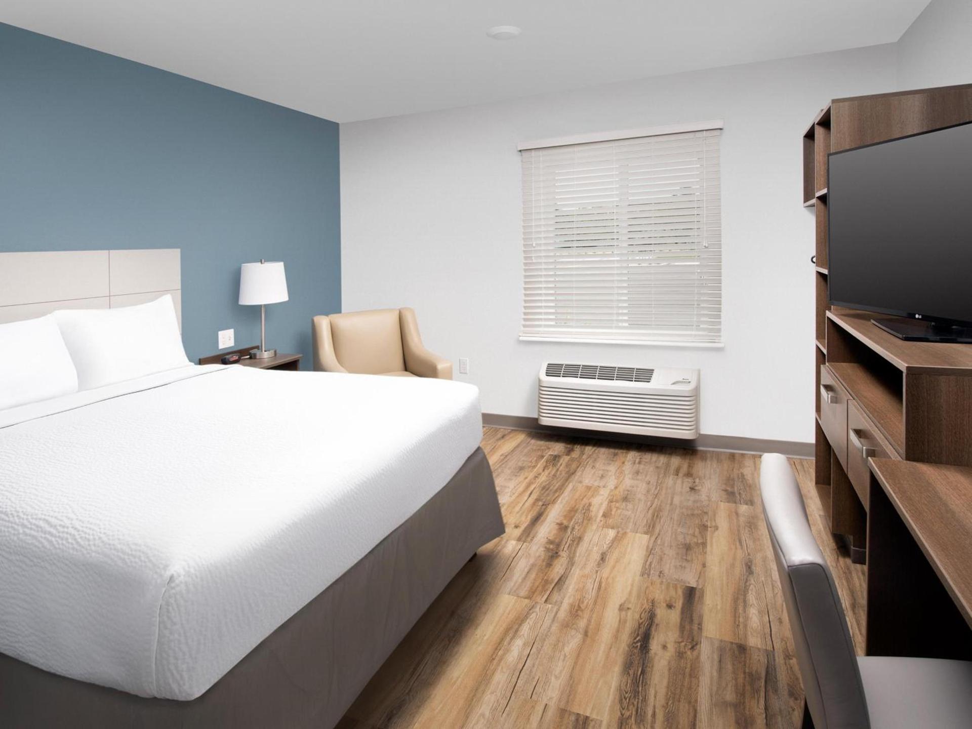 Extended Stay America Select Suites - Deerfield Beach photo 35