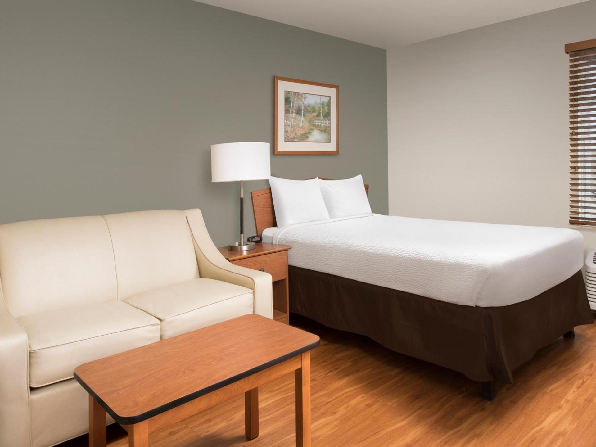 Extended Stay America Select Suites - Wichita - Airport photo 34
