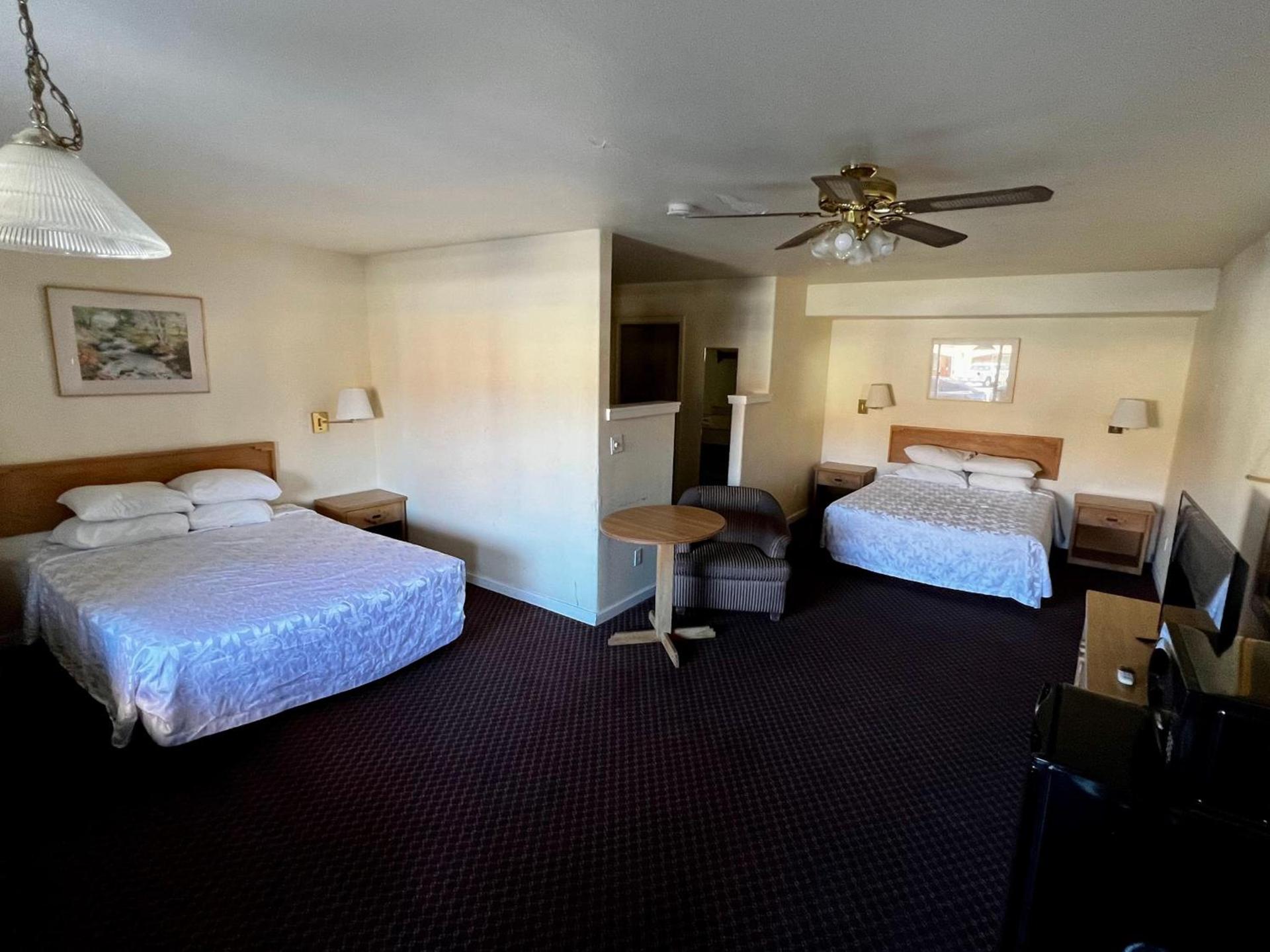 Rodeway Inn - SFI Winnemucca photo 5