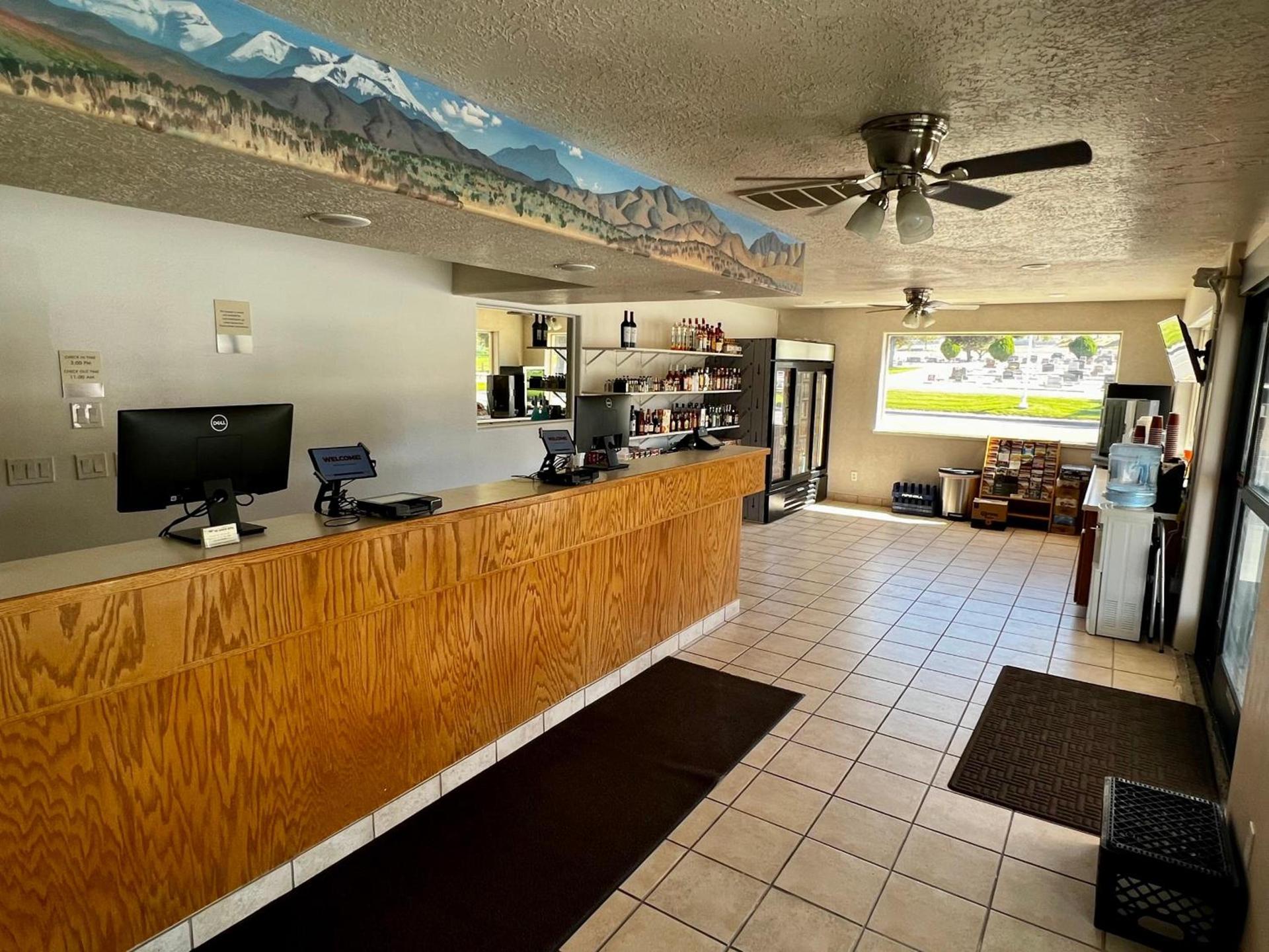 Rodeway Inn - SFI Winnemucca photo 2