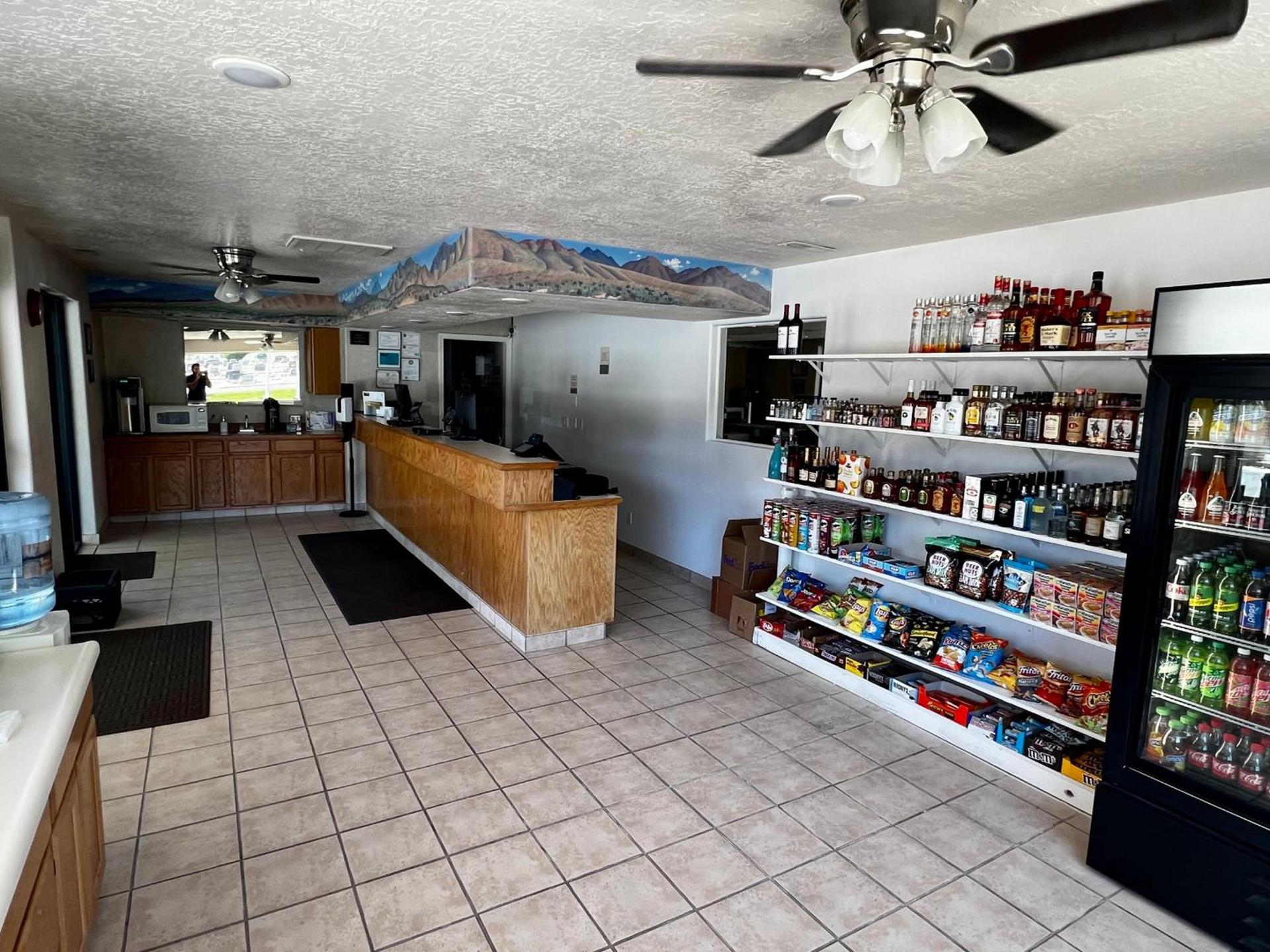 Rodeway Inn - SFI Winnemucca photo 16