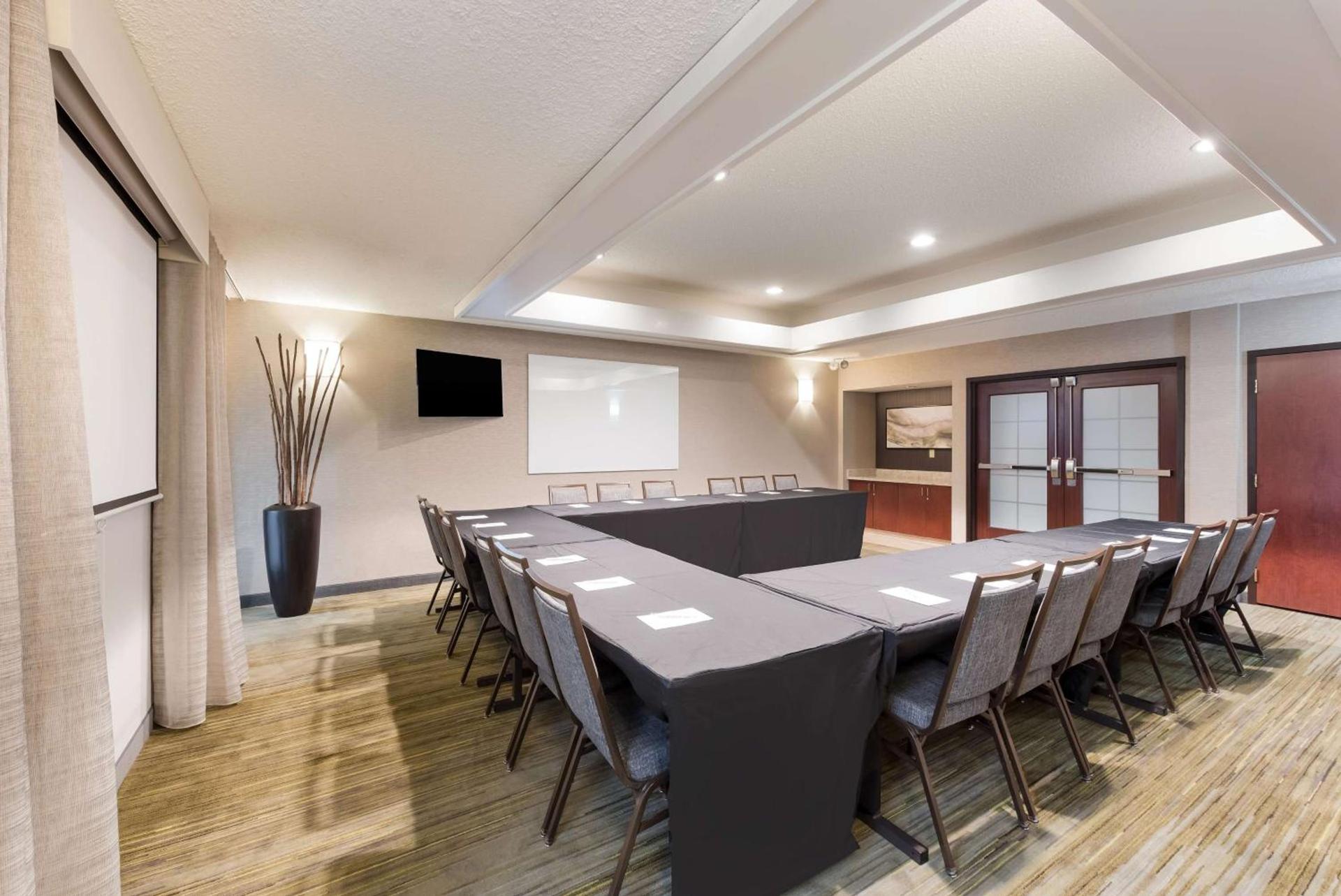 Sonesta Select Tempe Downtown photo 33
