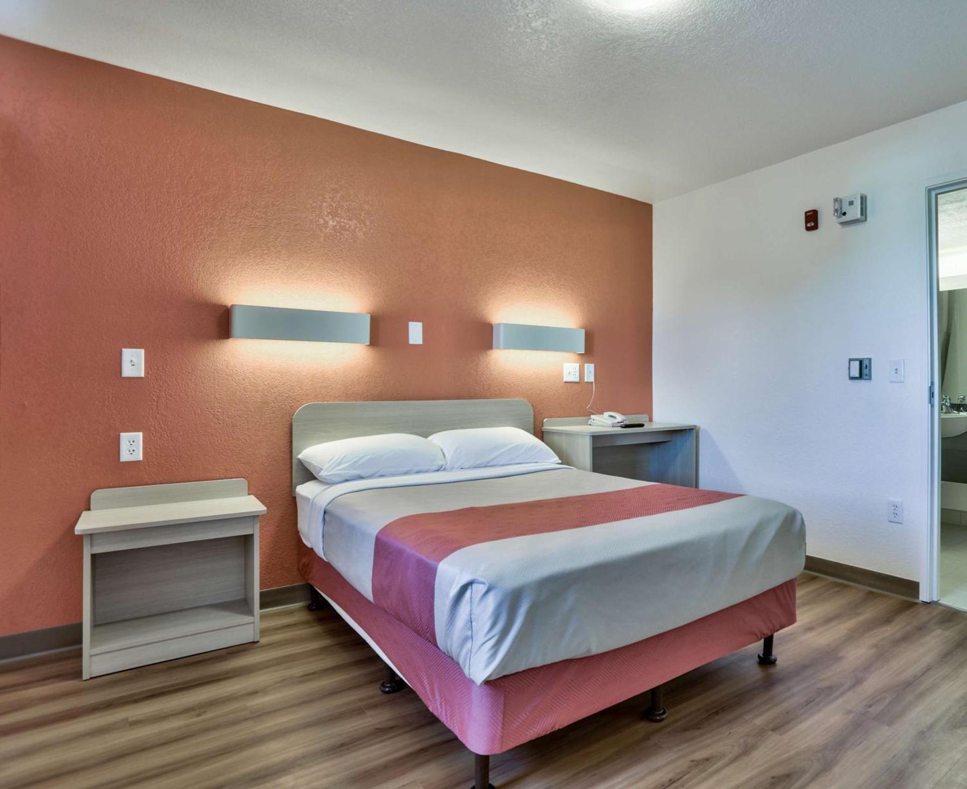 Motel 6-Flagstaff, AZ - Butler photo 9