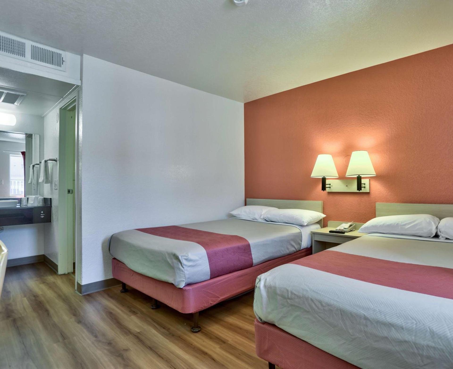 Motel 6-Flagstaff, AZ - Butler photo 12