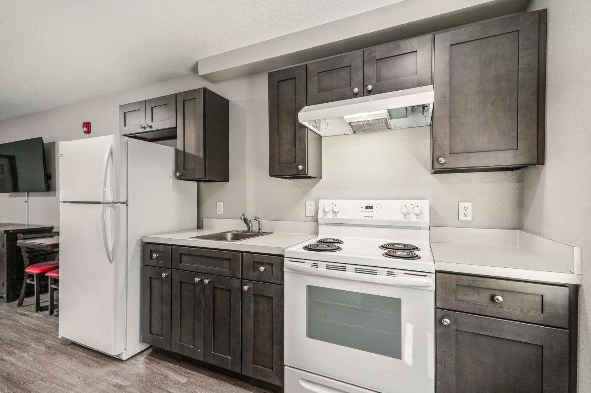 Baymont by Wyndham Ocala Suites photo 19