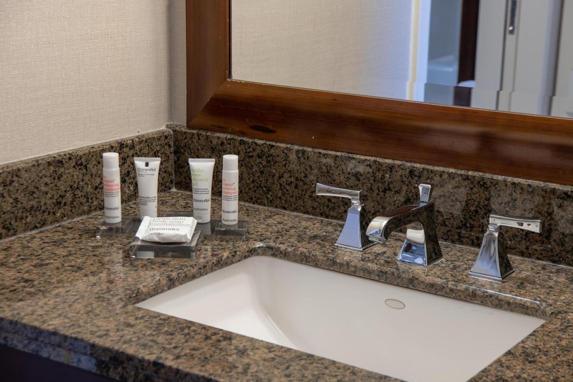 Chicago Marriott Suites Deerfield photo 25