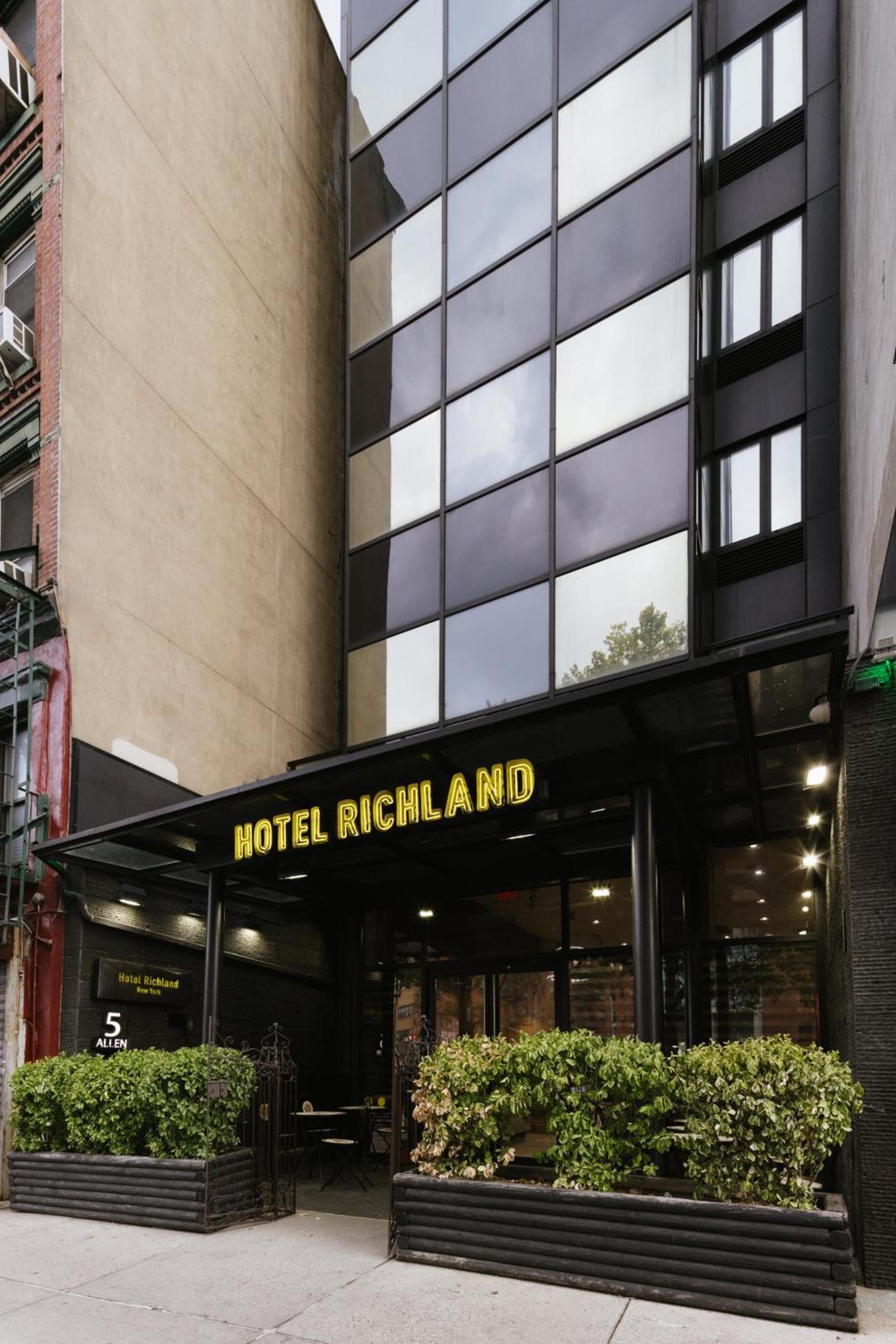 Hotel Richland LES photo 1