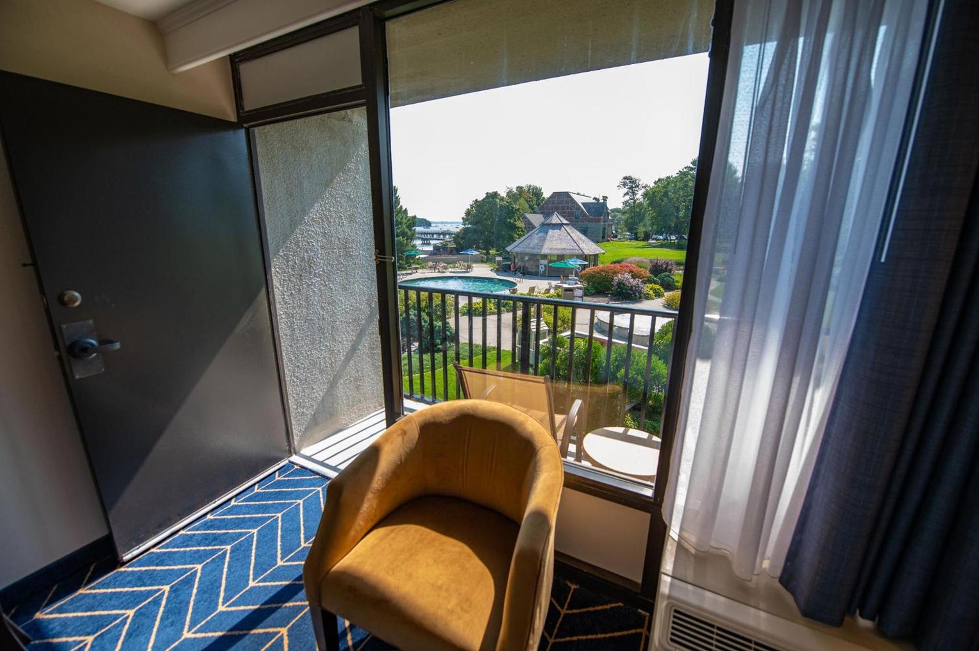Holiday Inn Bar Harbor Regency Hotel by IHG photo 92