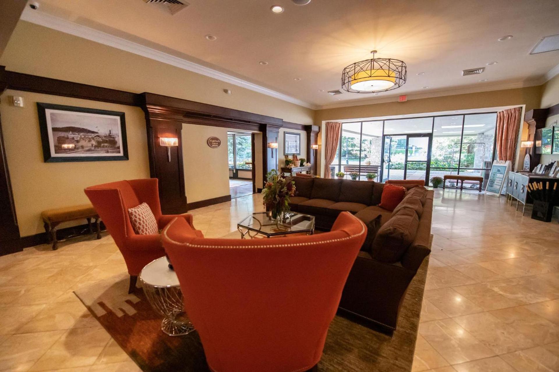 Holiday Inn Bar Harbor Regency Hotel by IHG photo 59