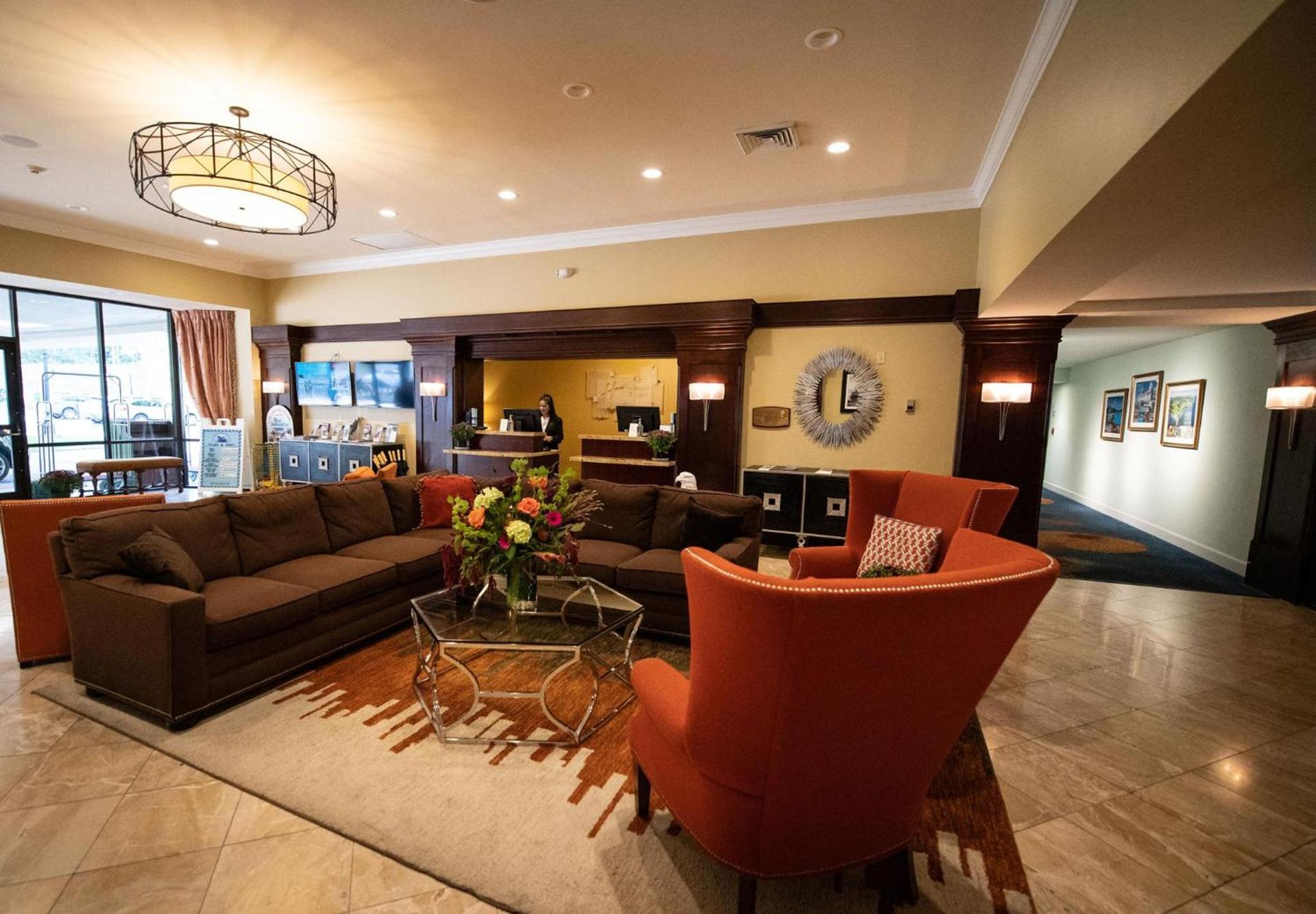 Holiday Inn Bar Harbor Regency Hotel by IHG photo 4