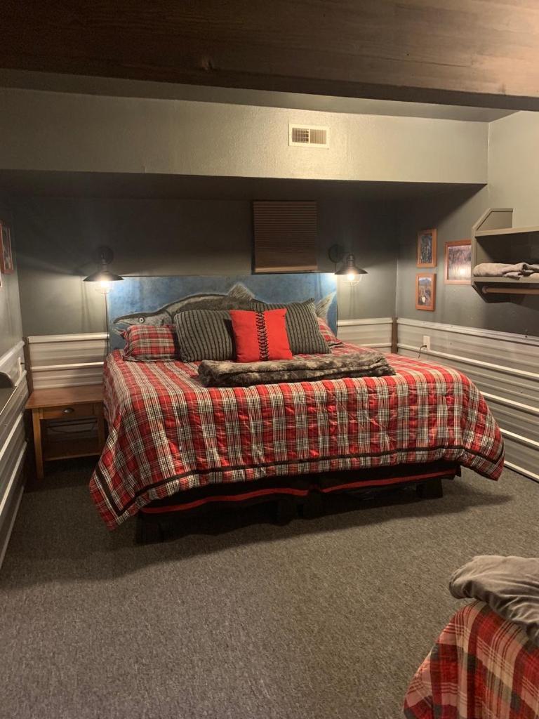Clam Gulch Lodge photo 18