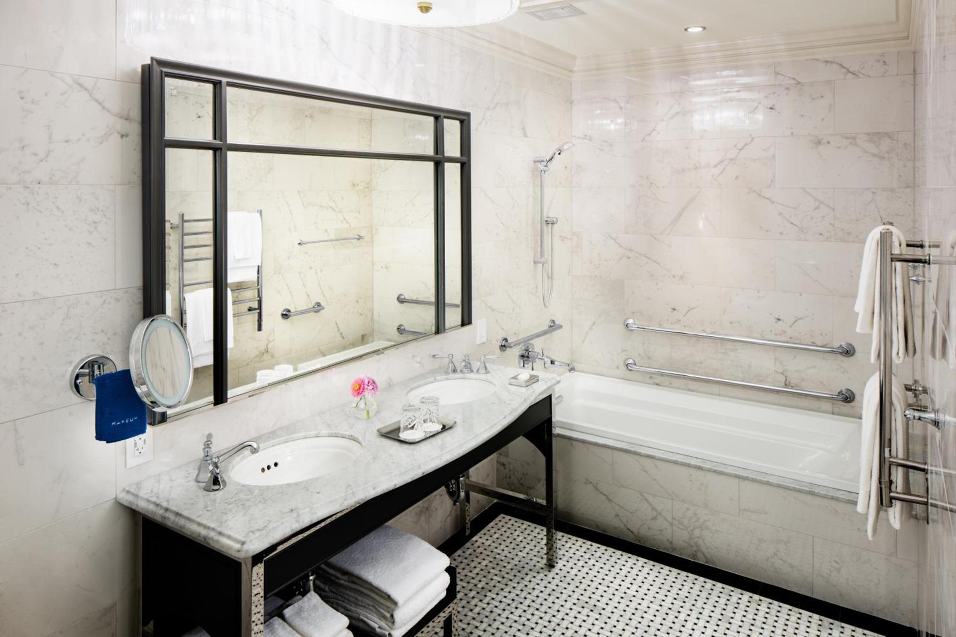 The Adelphi Hotel photo 37
