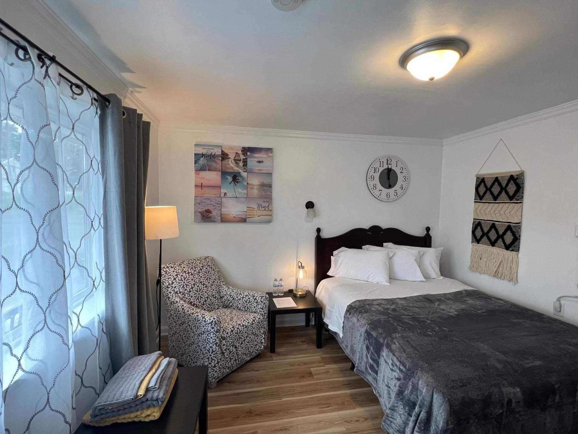 Cobmin Ridge Motel photo 33