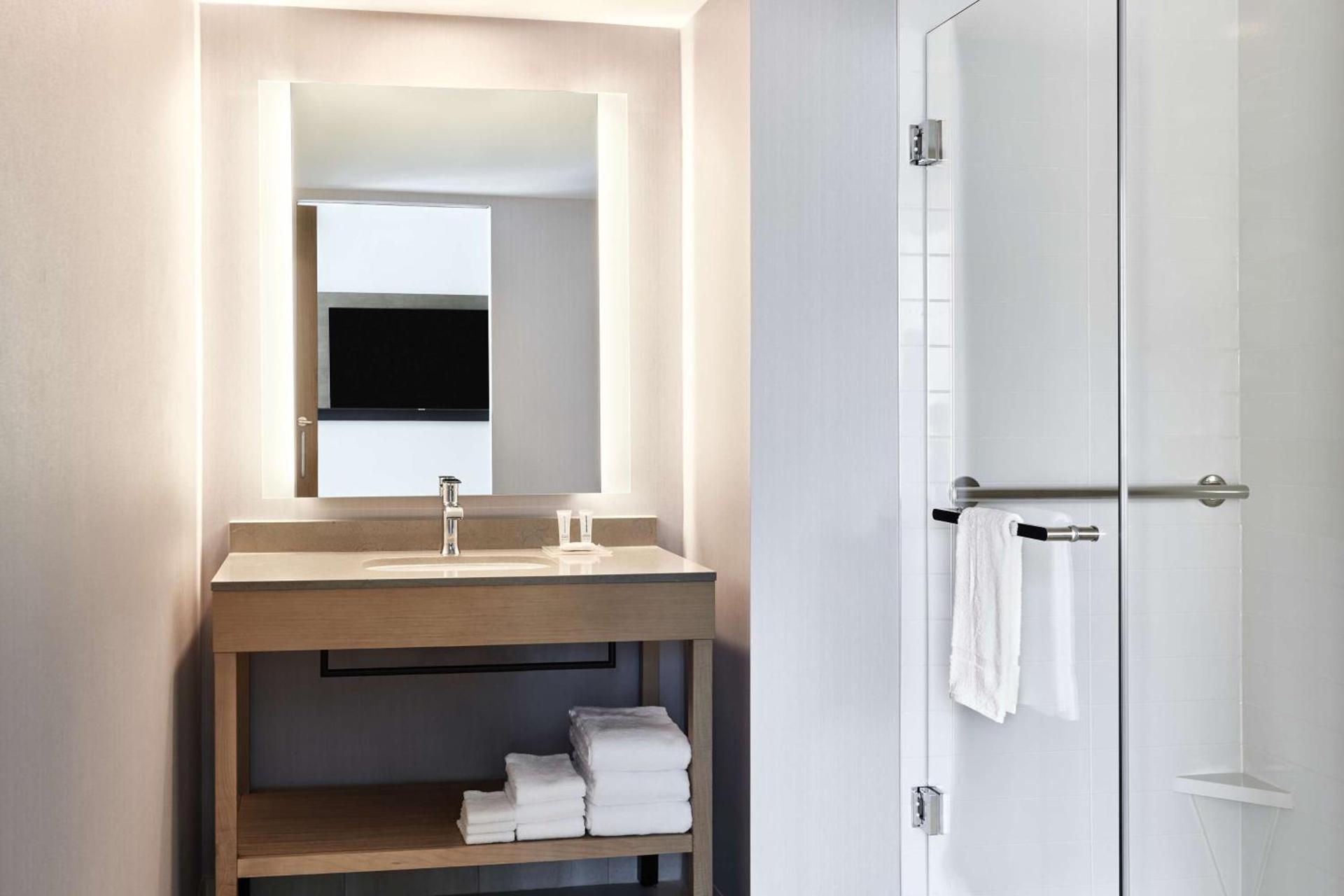 Hyatt Place Phoenix/Downtown photo 16