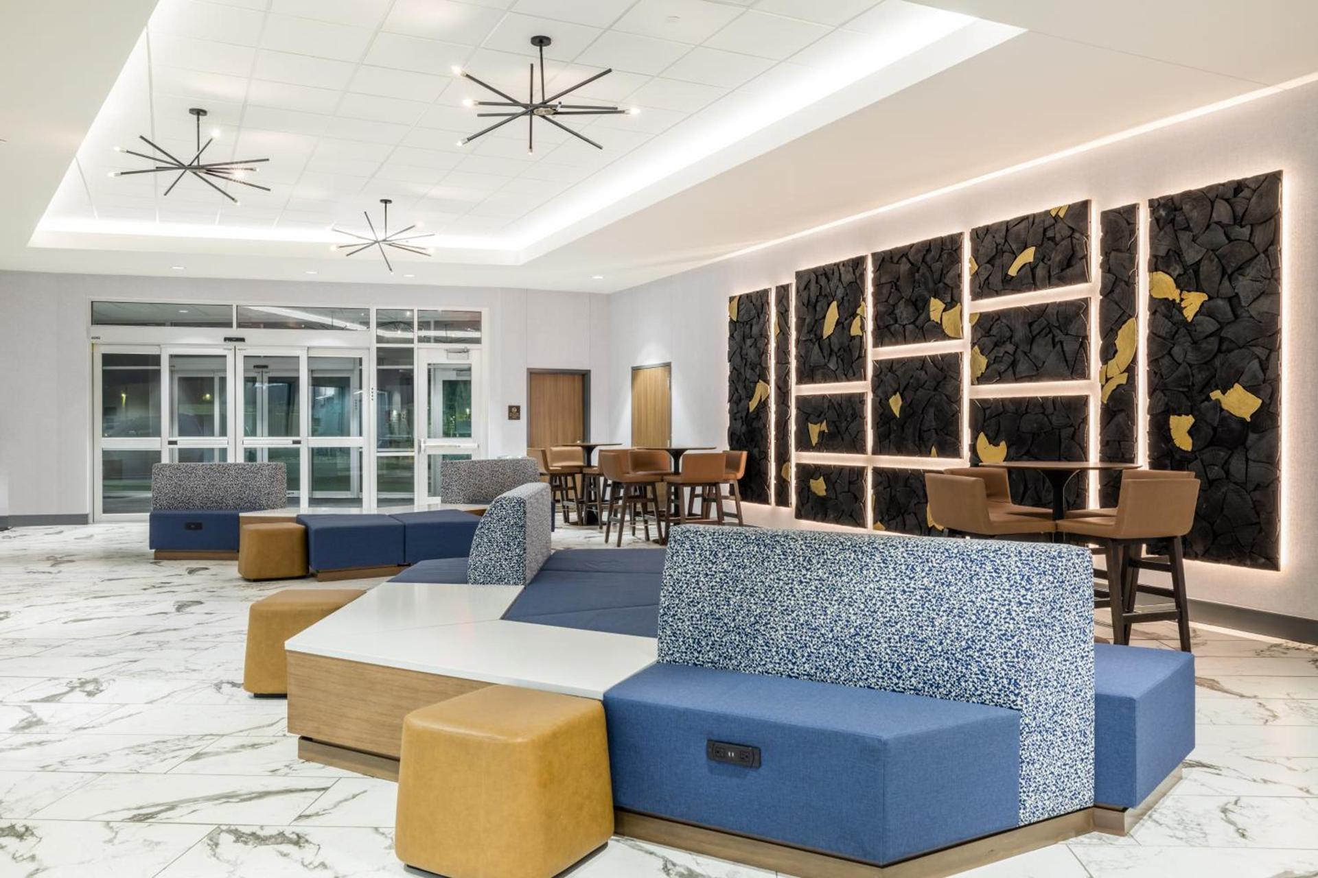 Crowne Plaza - Kearney by IHG photo 41