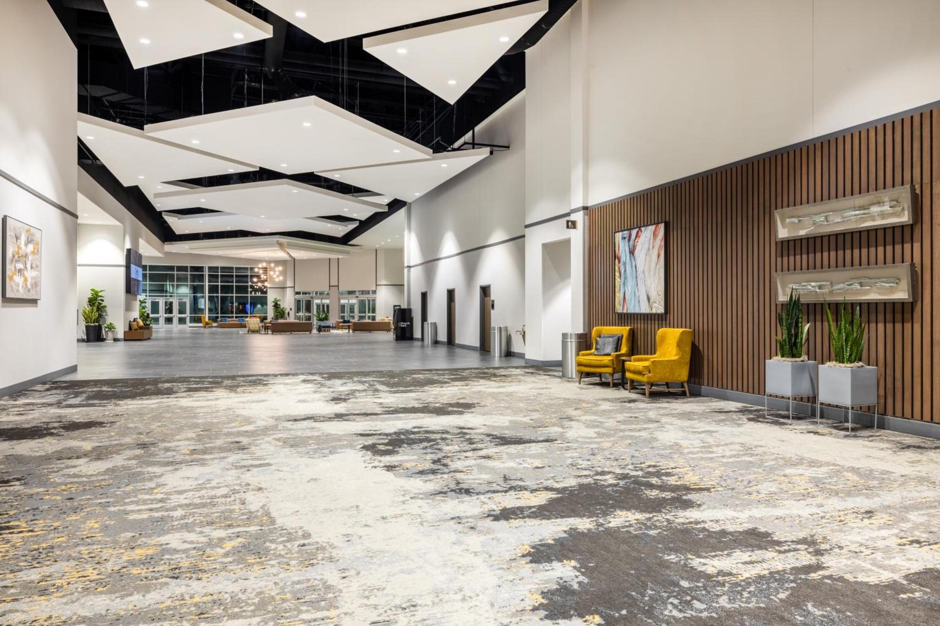 Crowne Plaza - Kearney by IHG photo 48