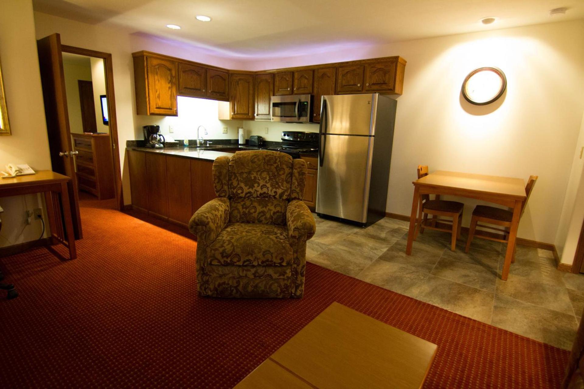Shepherd Mountain Inn & Suites photo 12