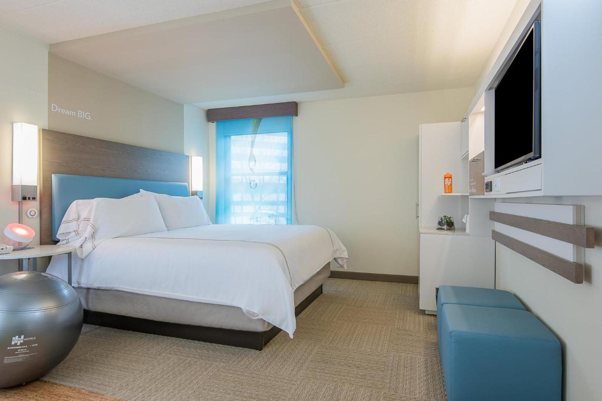 EVEN Hotel Norwalk by IHG photo 82
