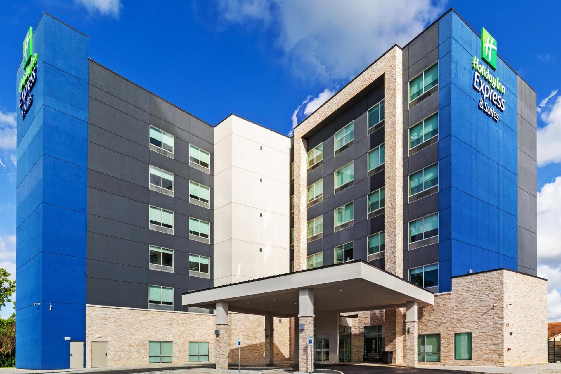 Holiday Inn Express & Suites - Houston - Downtown North by IHG photo 15