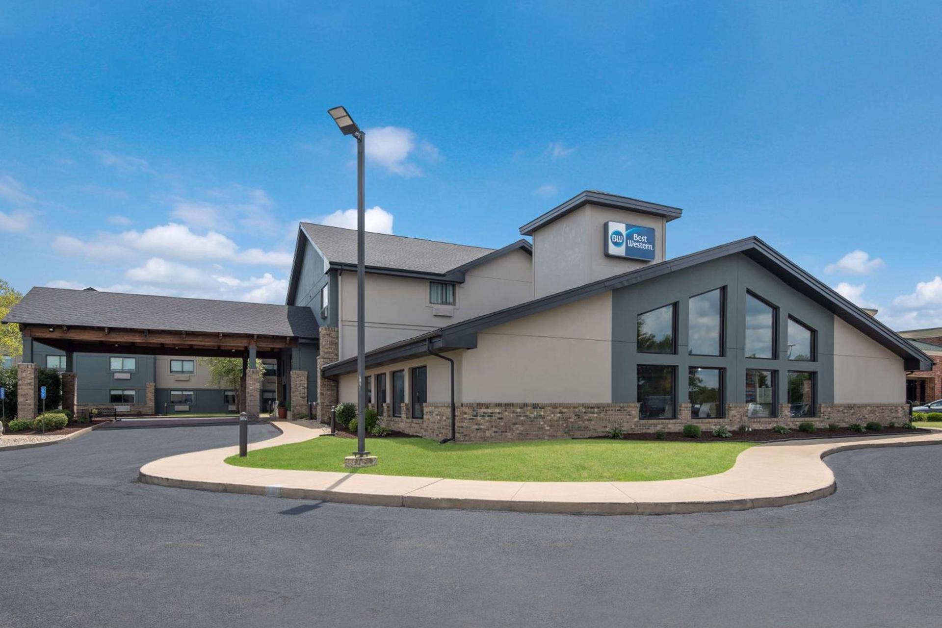 Best Western Fort Wayne I-69 North photo 45