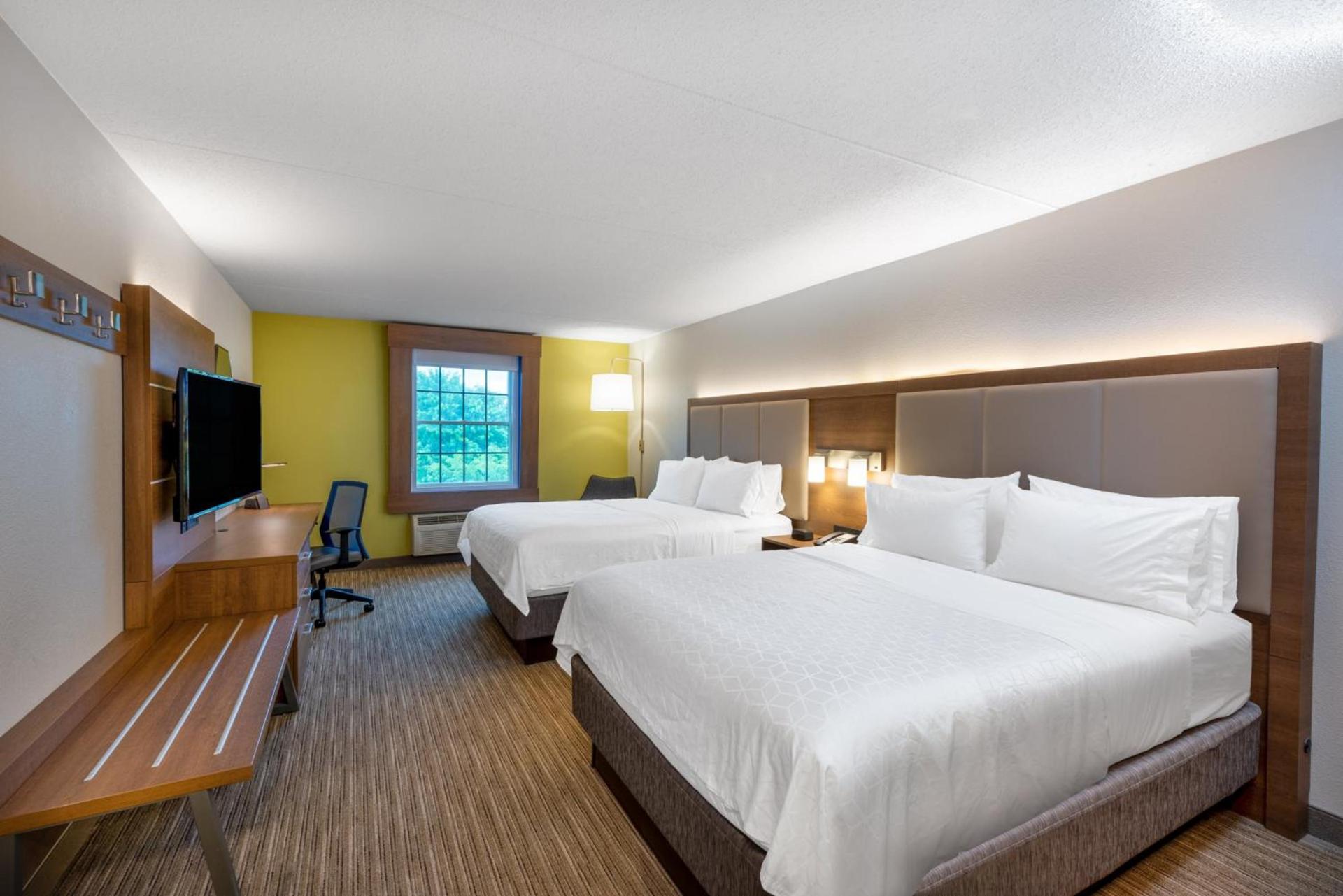 Holiday Inn Express State College at Williamsburg Square by IHG photo 28