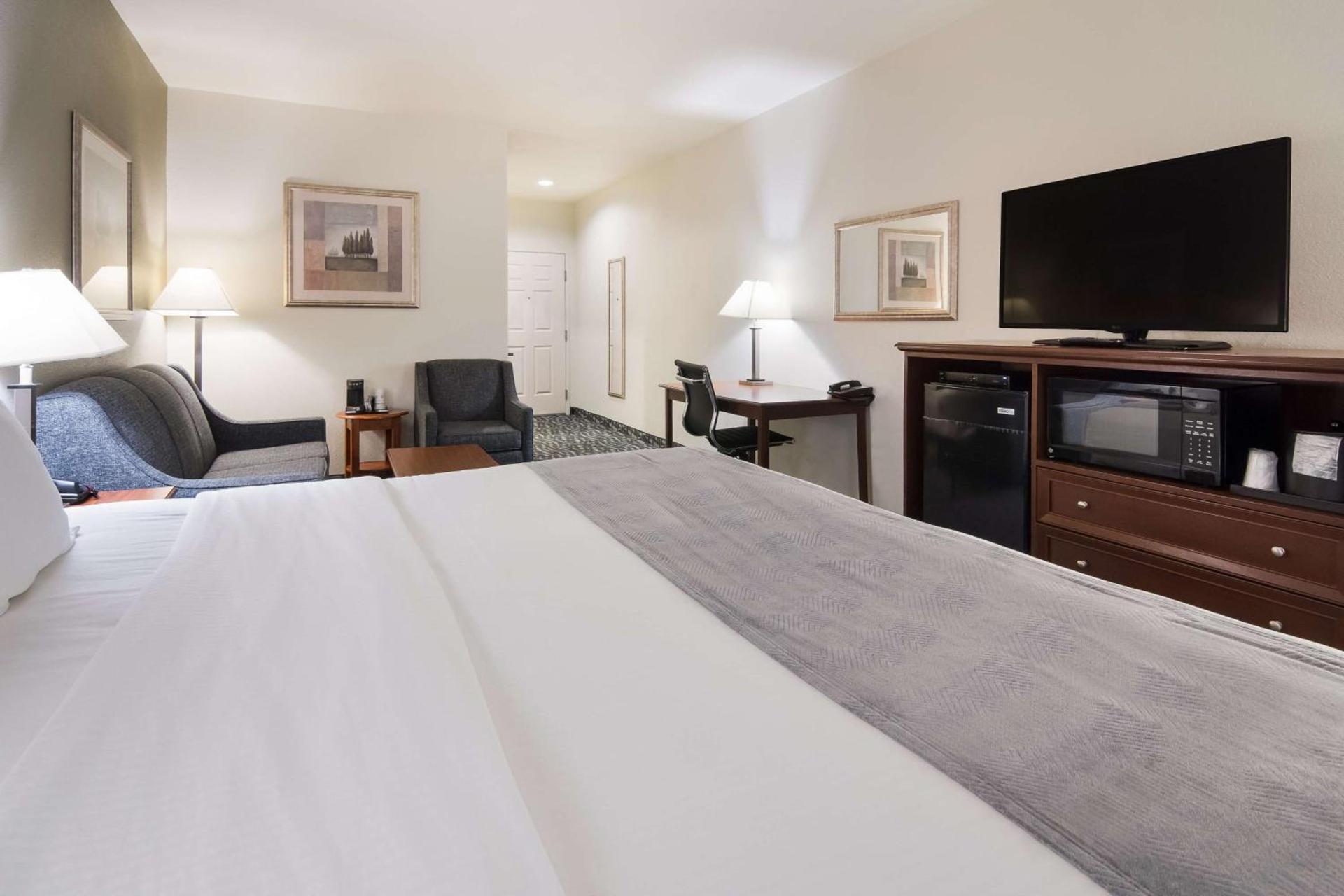 Best Western Comanche Inn photo 16