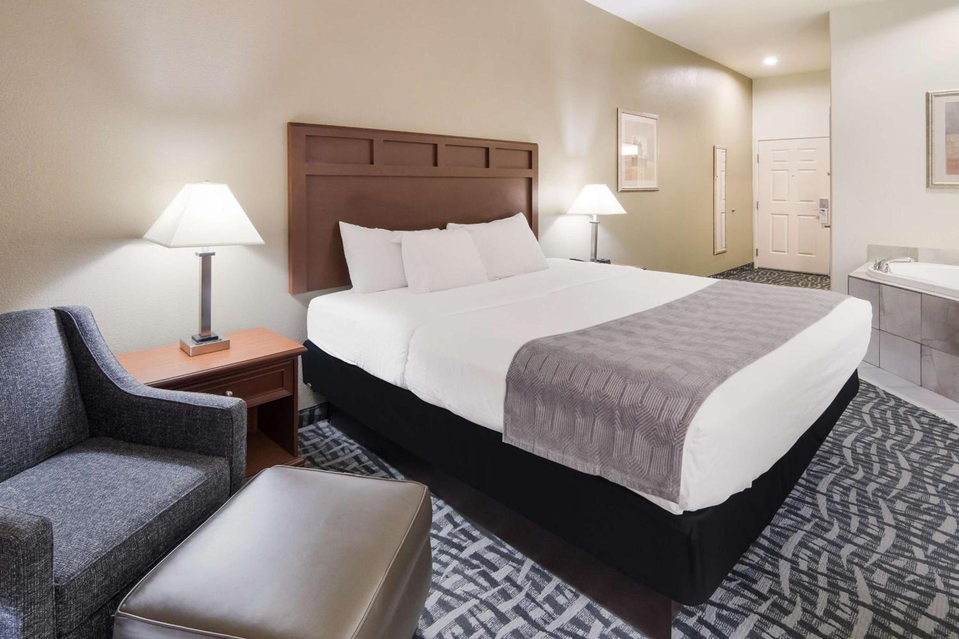 Best Western Comanche Inn photo 9