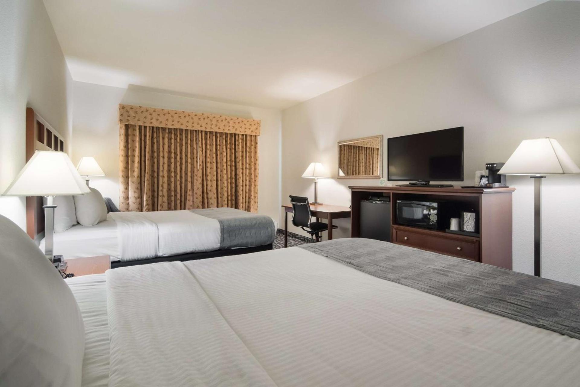 Best Western Comanche Inn photo 20