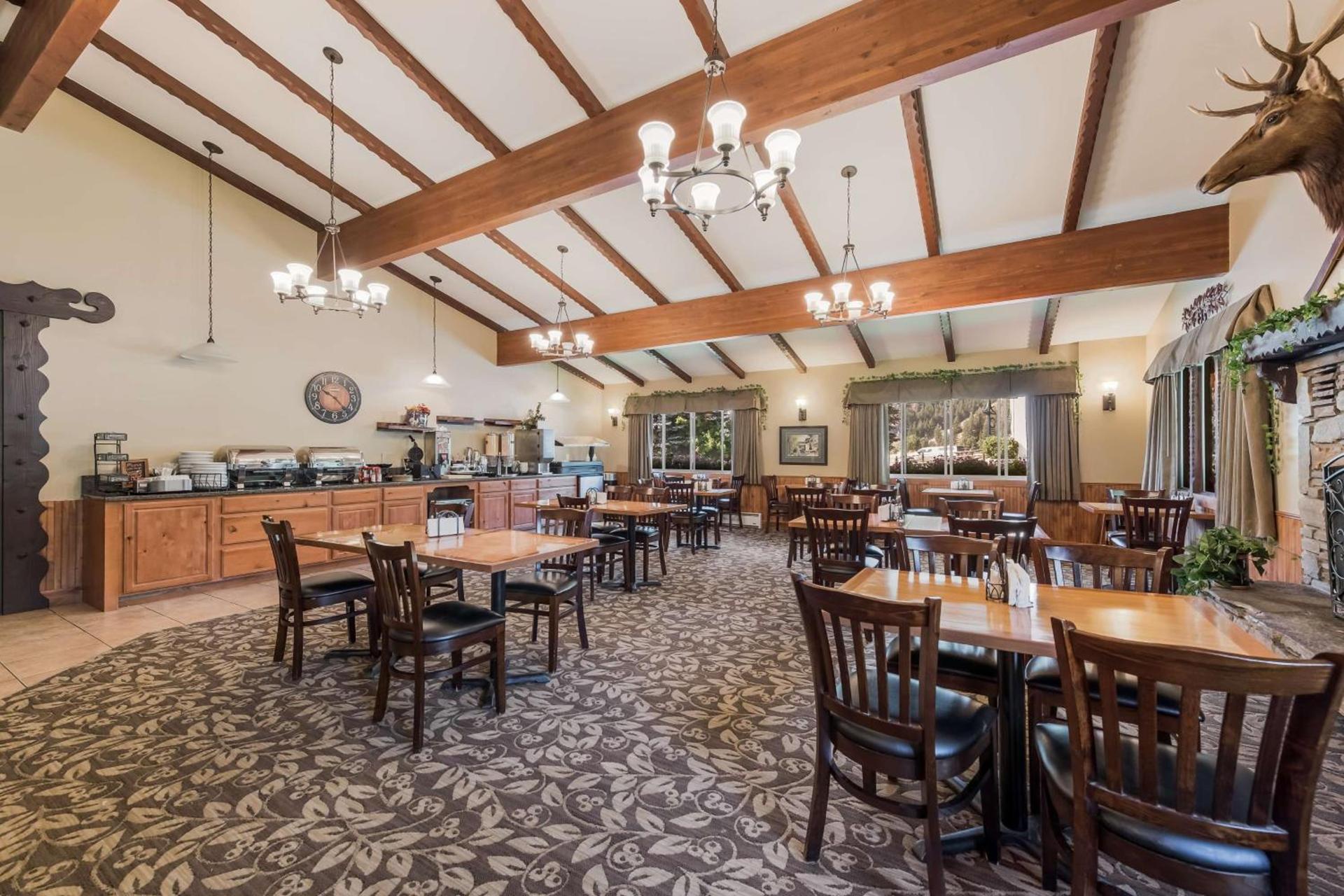 Best Western Tyrolean Lodge photo 6