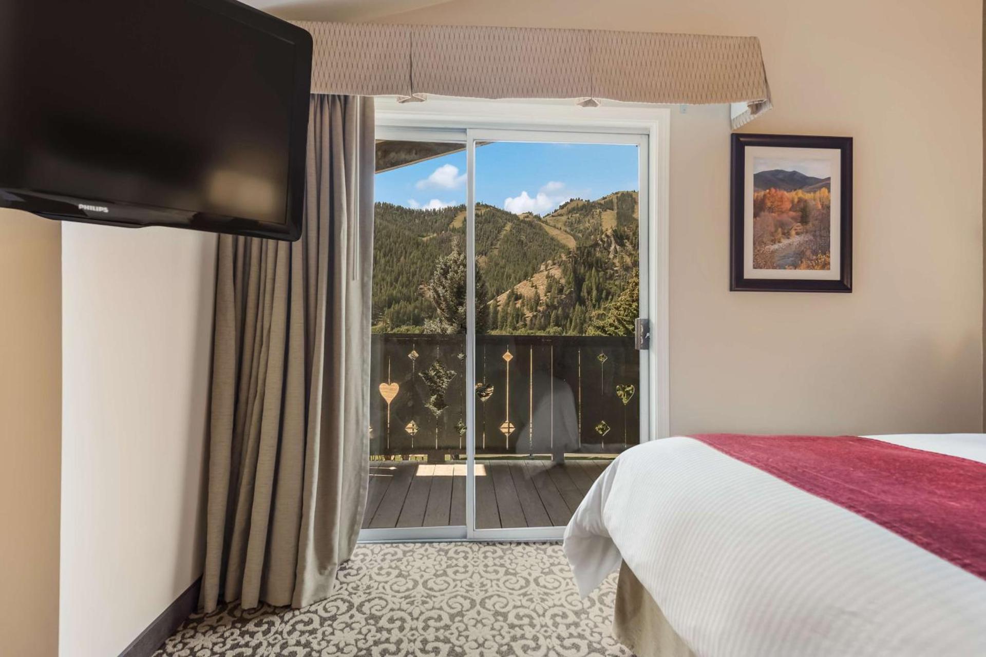 Best Western Tyrolean Lodge photo 10