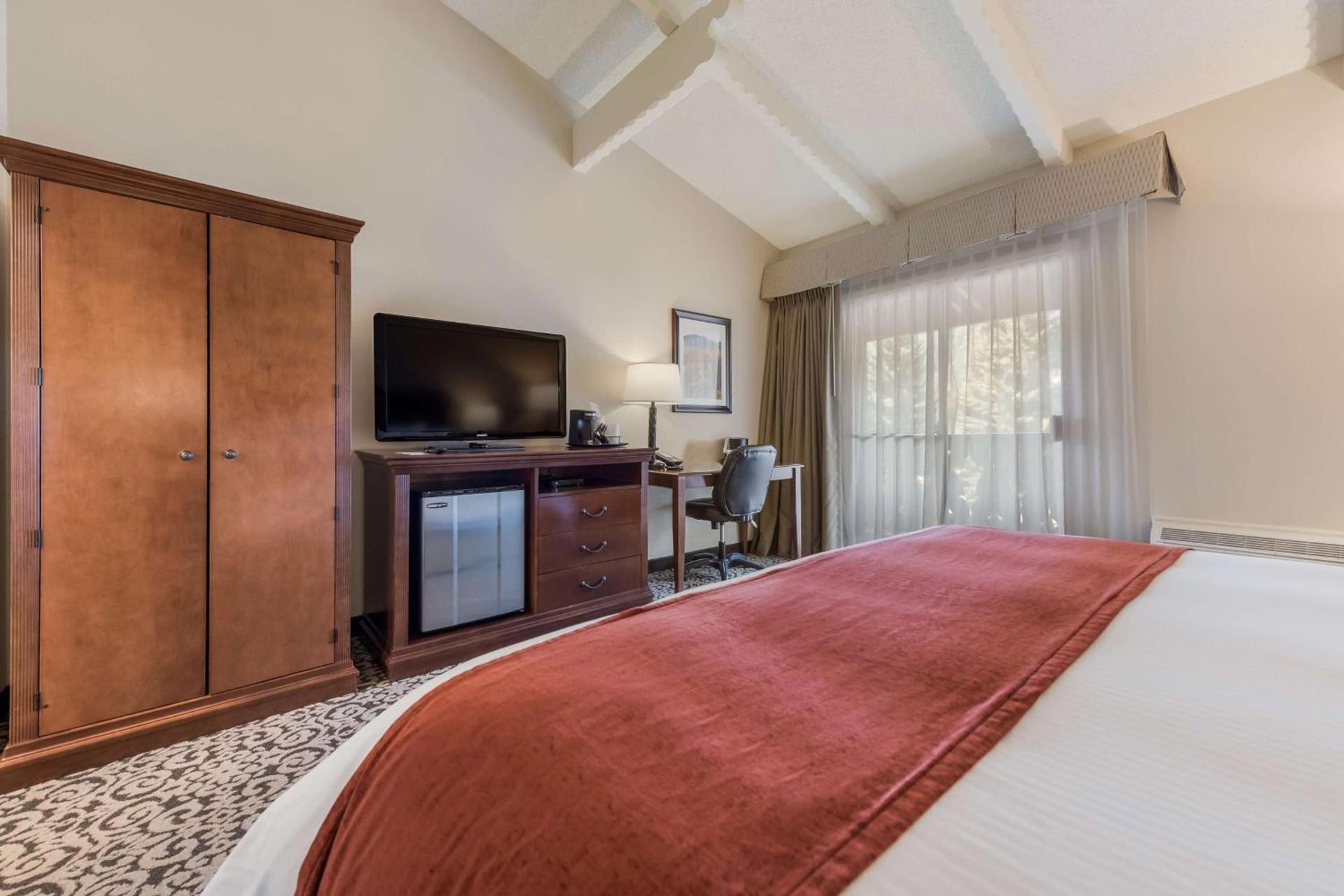 Best Western Tyrolean Lodge photo 12