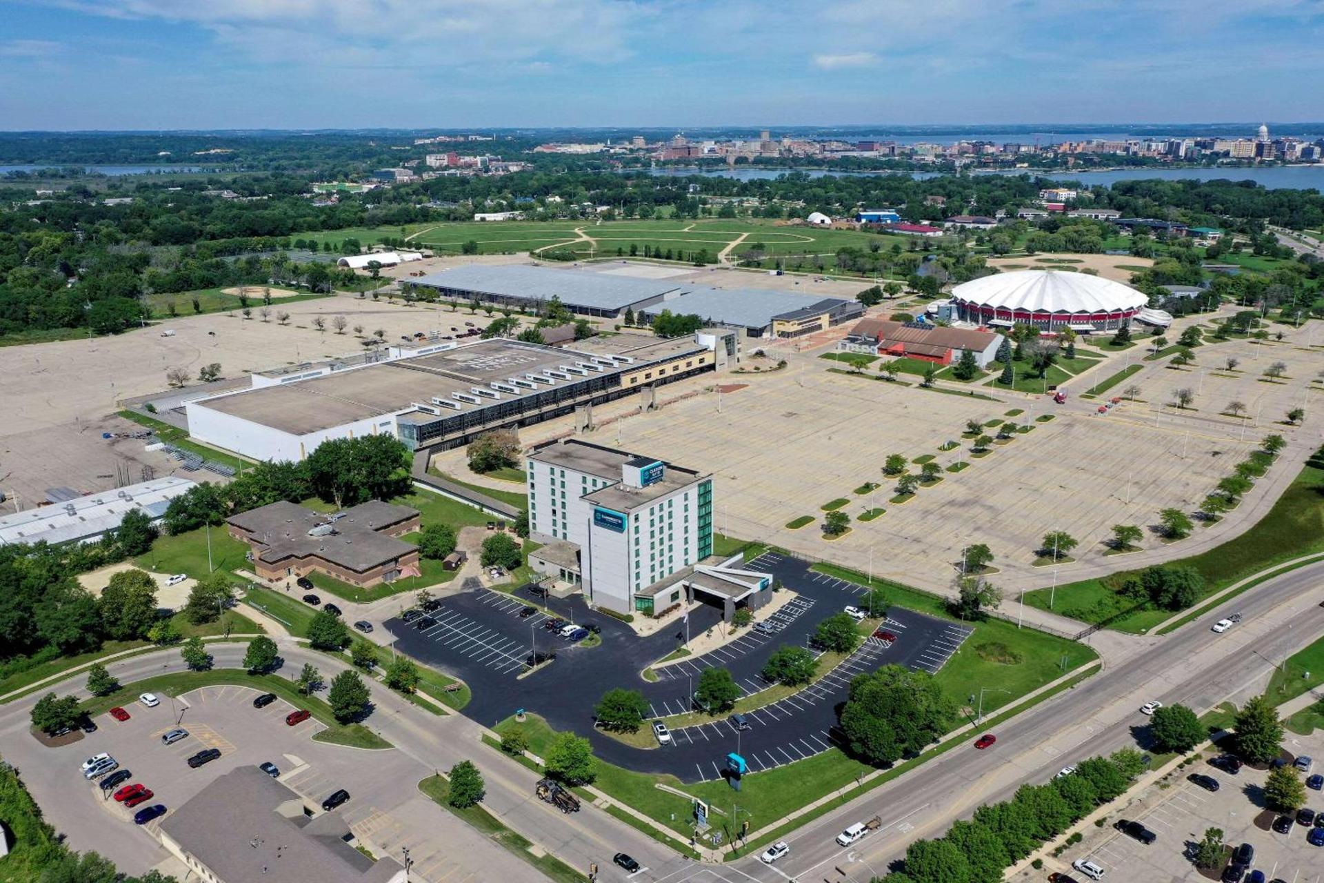 Clarion Suites at the Alliant Energy Center photo 49