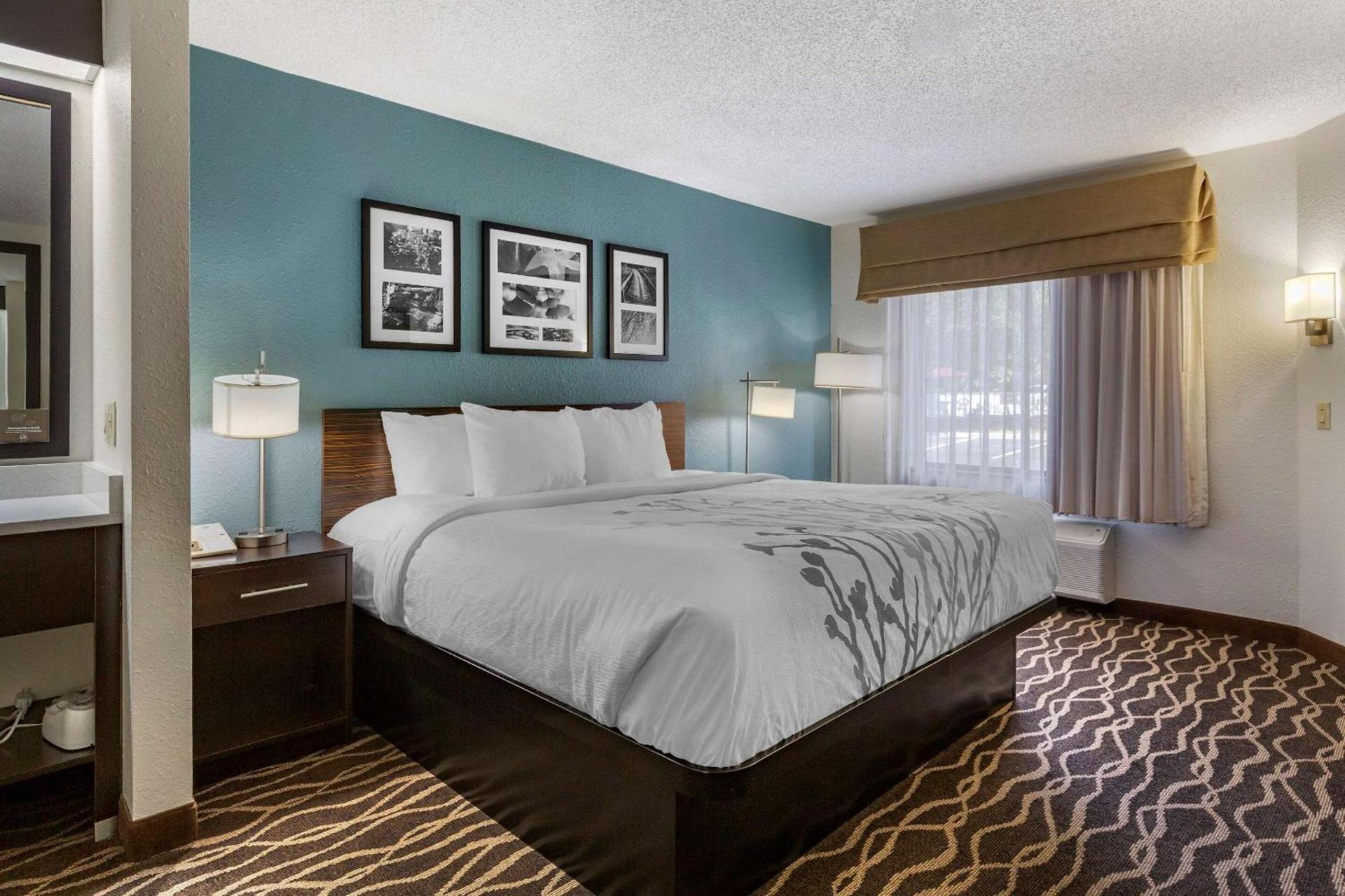 Sleep Inn Fayetteville I-95 photo 13