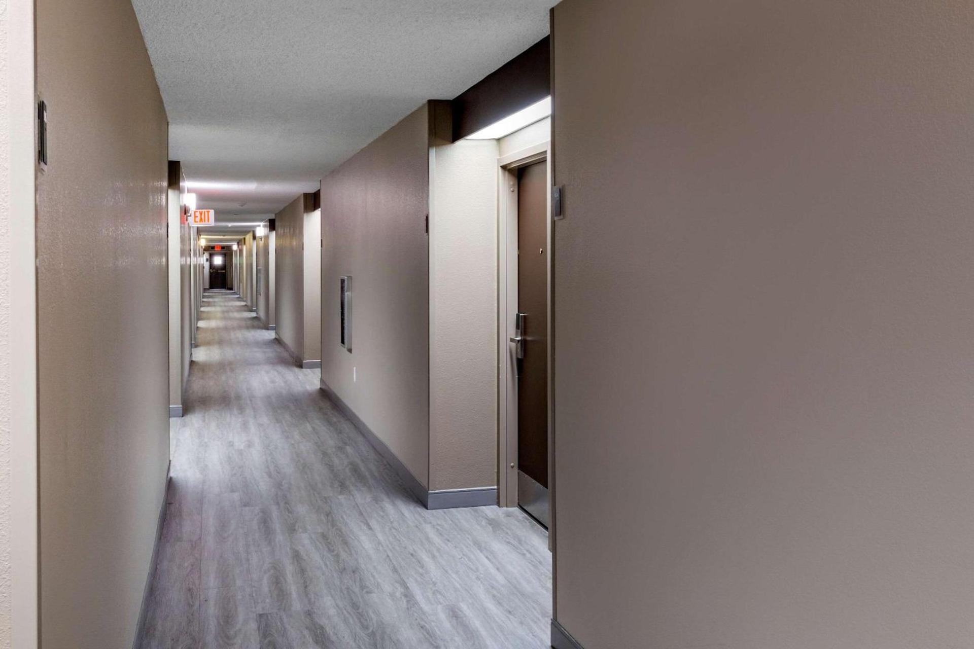 Sleep Inn Fayetteville I-95 photo 11