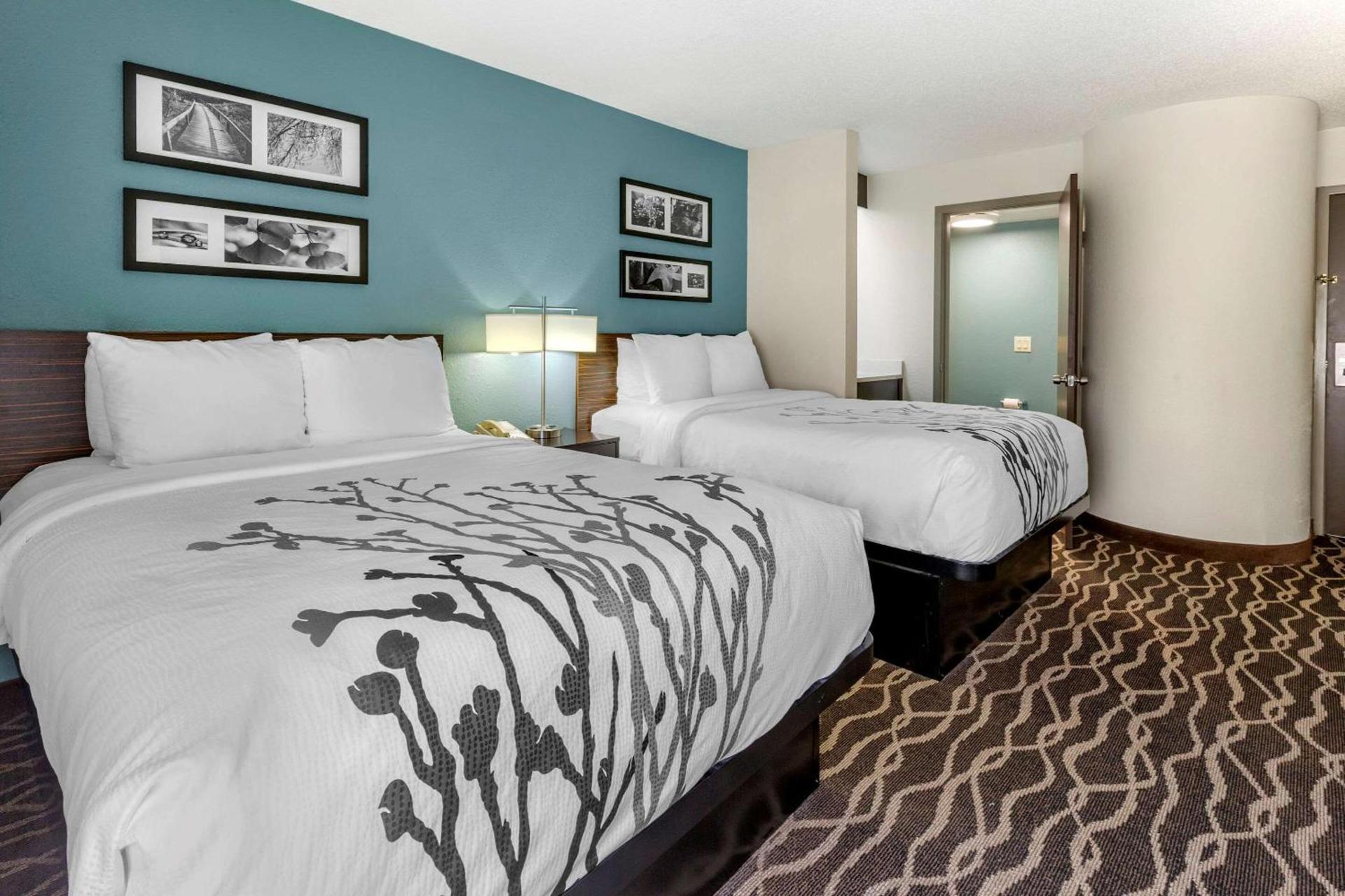 Sleep Inn Fayetteville I-95 photo 18