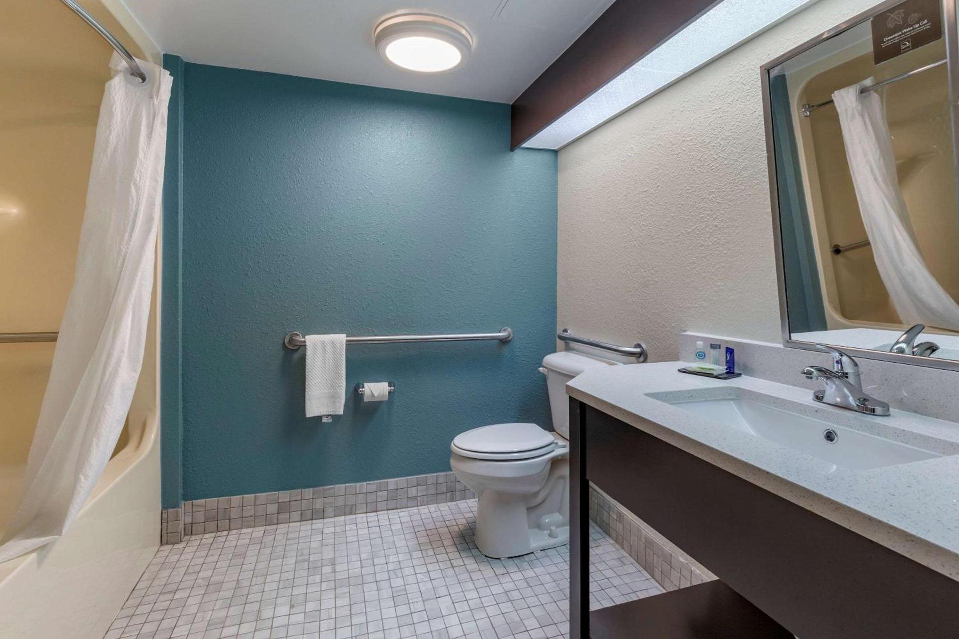 Sleep Inn Fayetteville I-95 photo 24