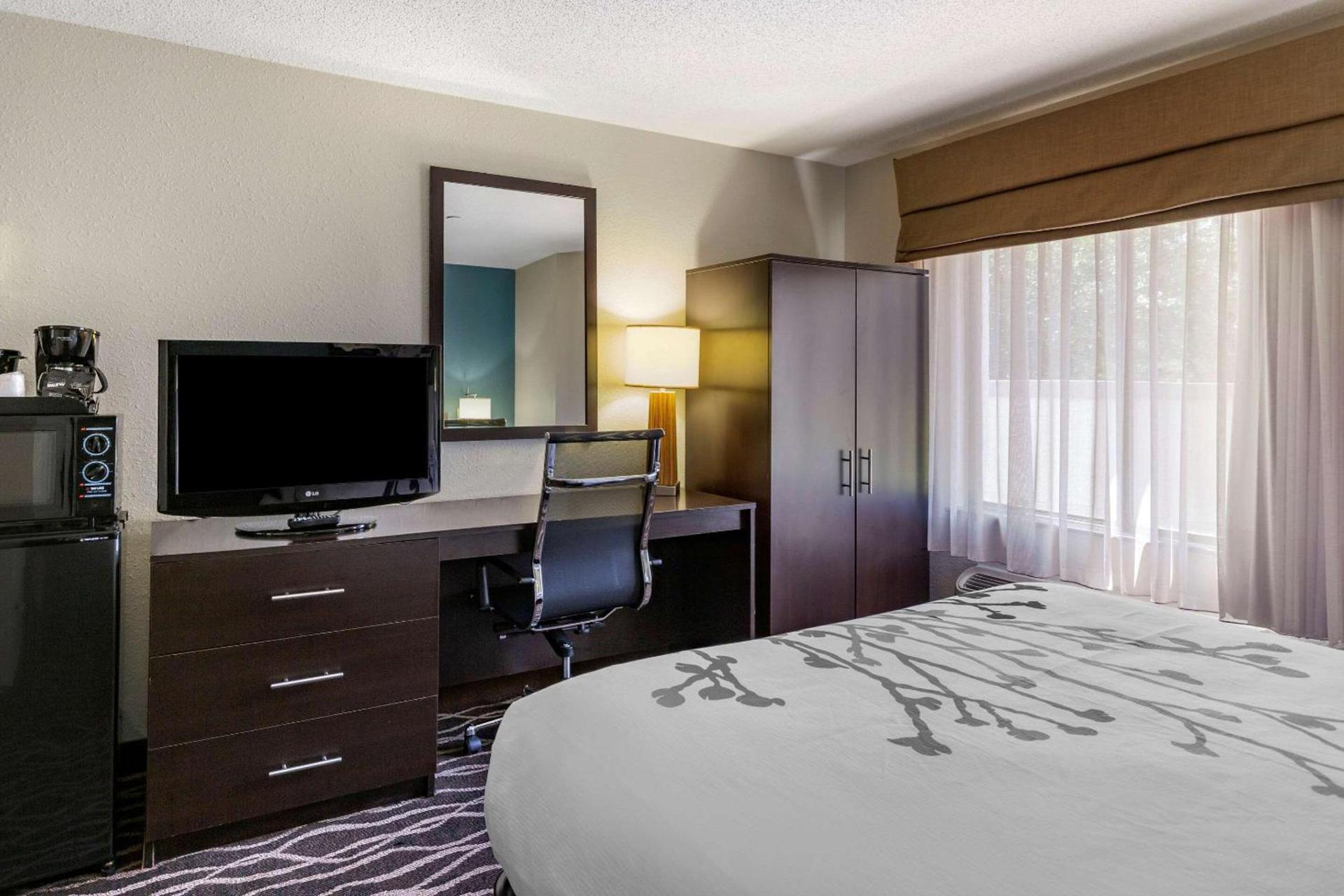 Sleep Inn Fayetteville I-95 photo 22