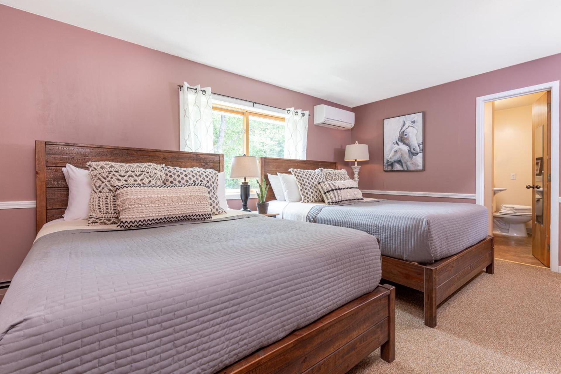 White Horse Lodge photo 6