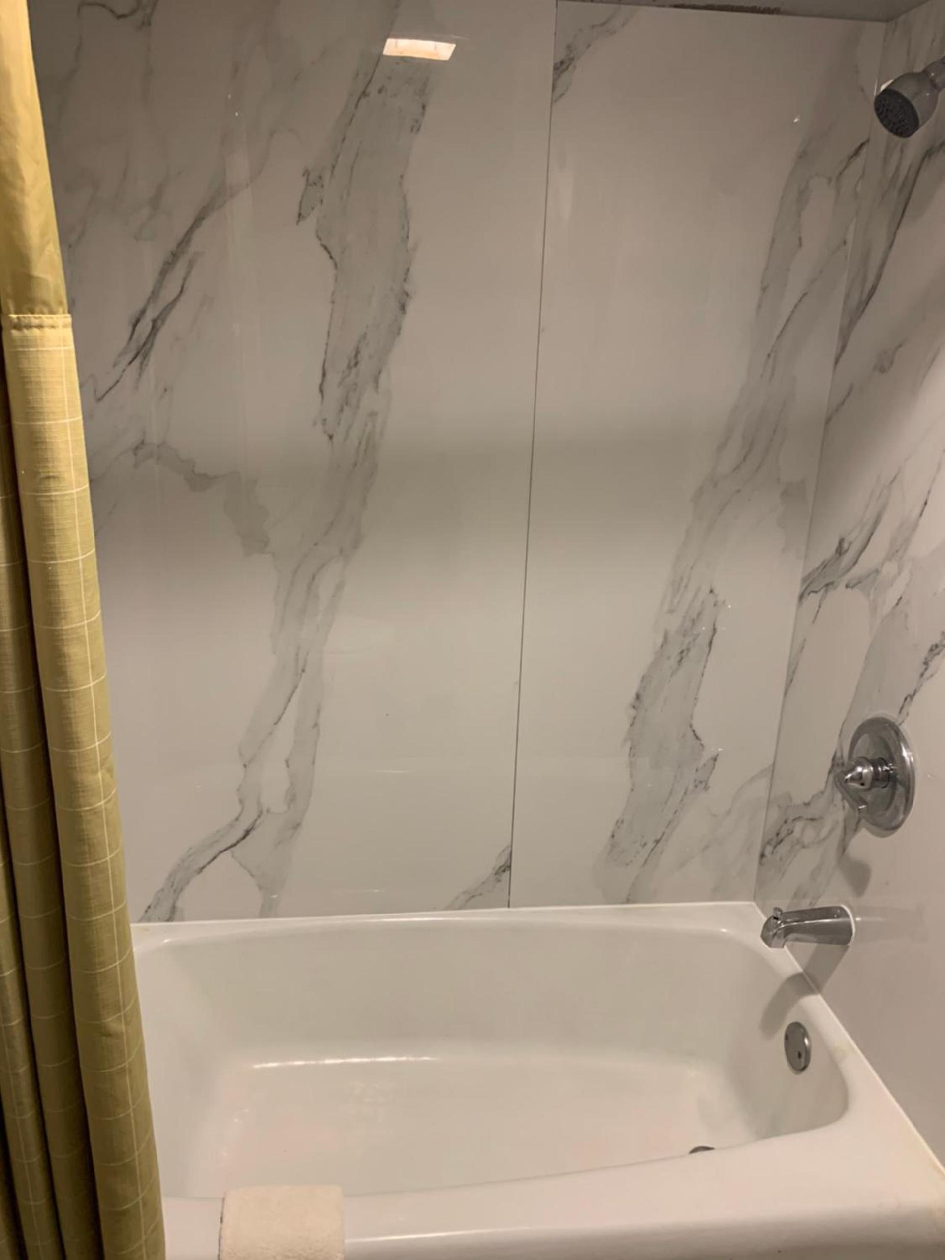 Executive Inn photo 2