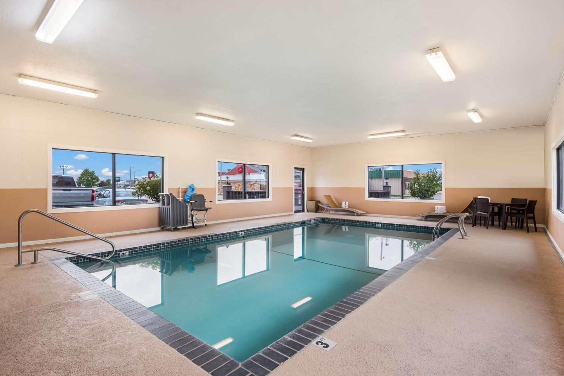 Best Western Mount Pleasant Inn photo 5