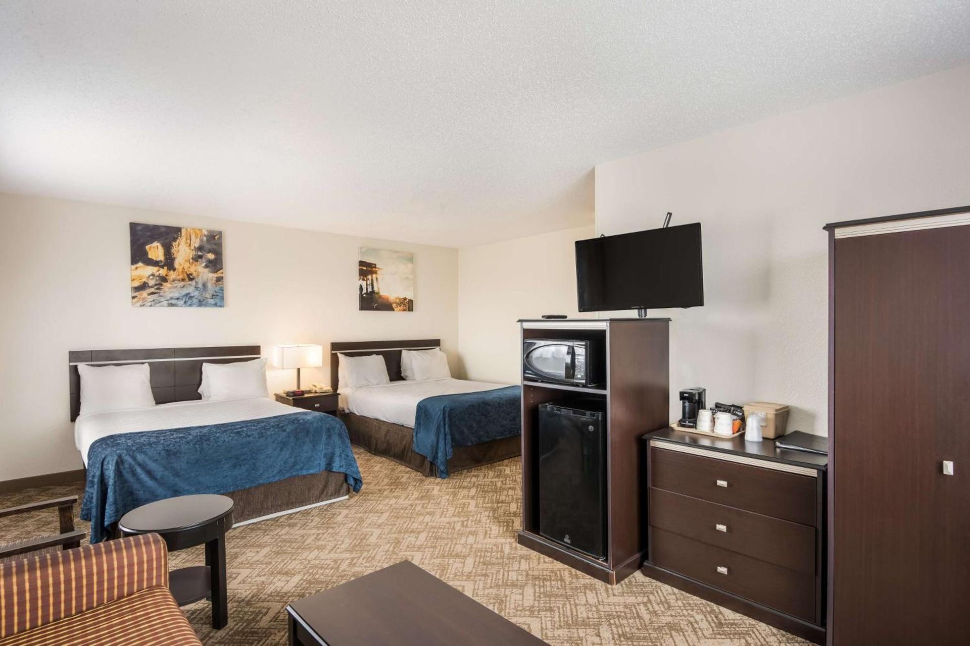 Best Western Mount Pleasant Inn photo 11