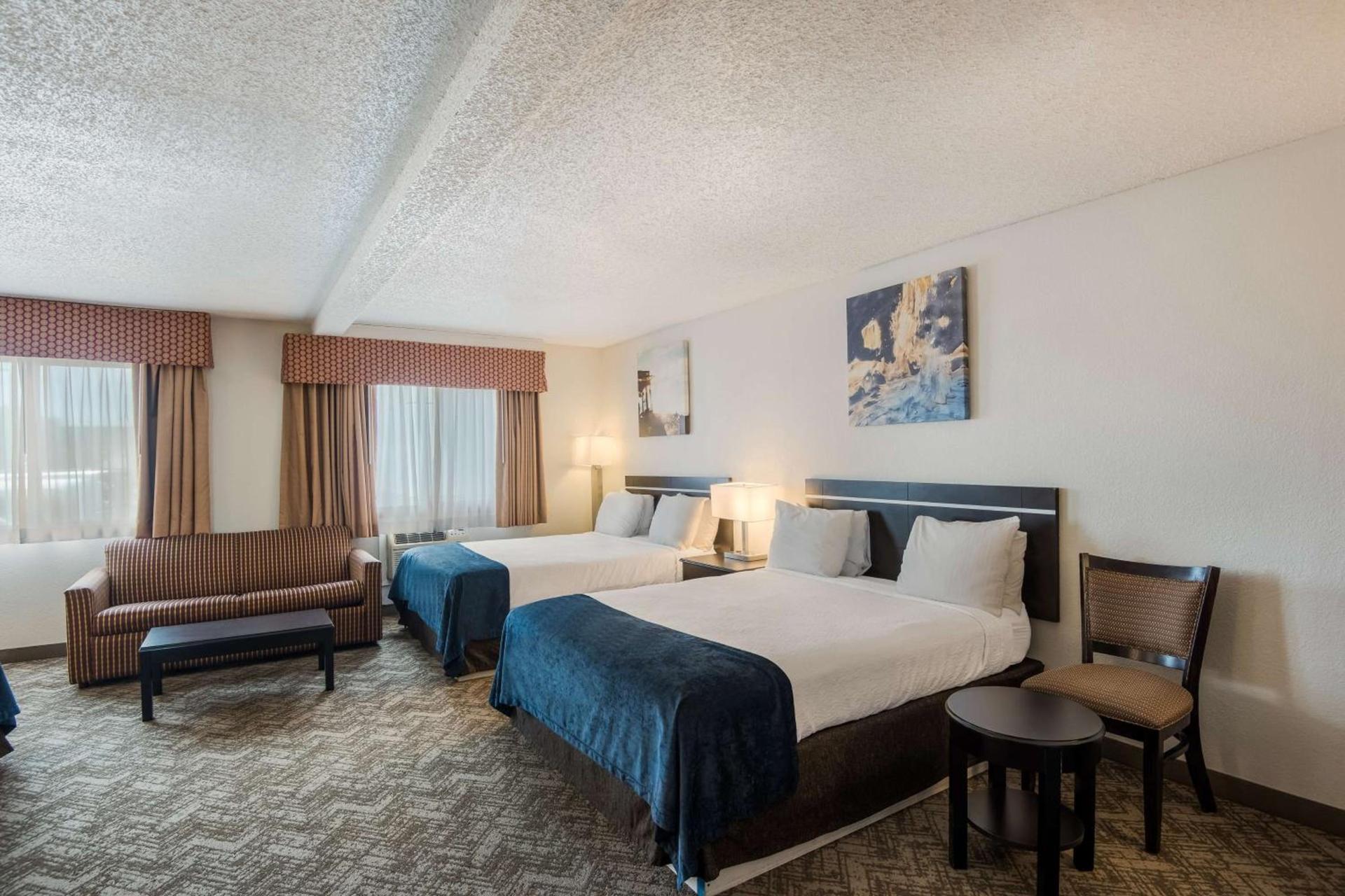 Best Western Mount Pleasant Inn photo 13